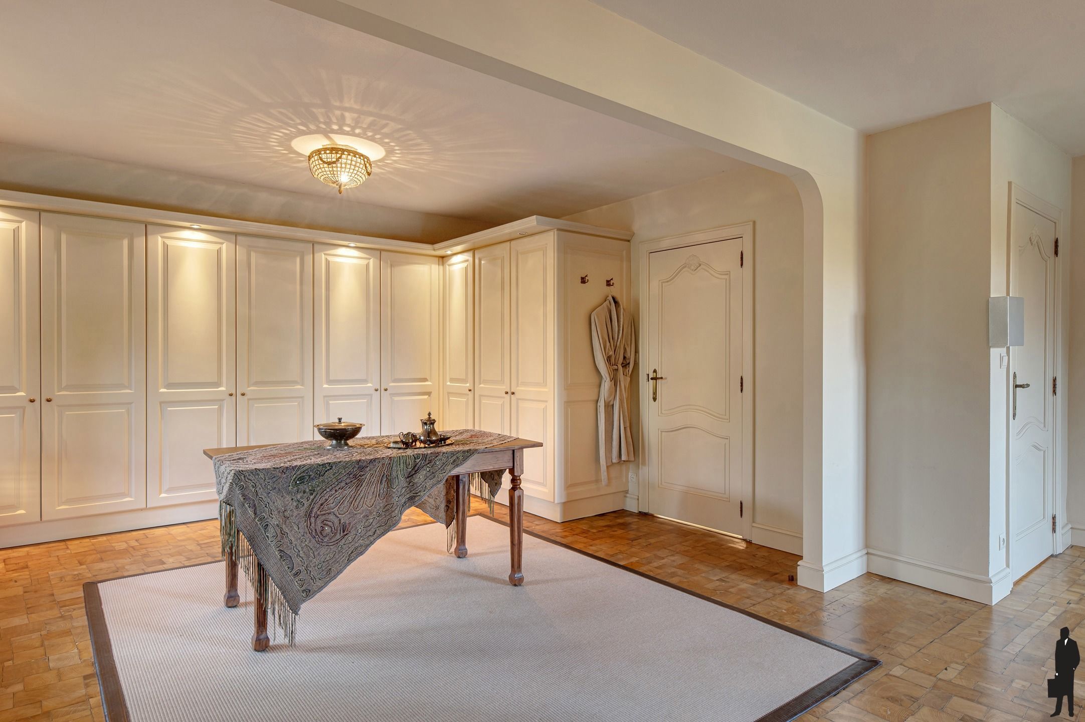 Een parel in een rustige, groene omgeving te Essen met 6 slaapkamers, buitenzwembad en sauna foto 20