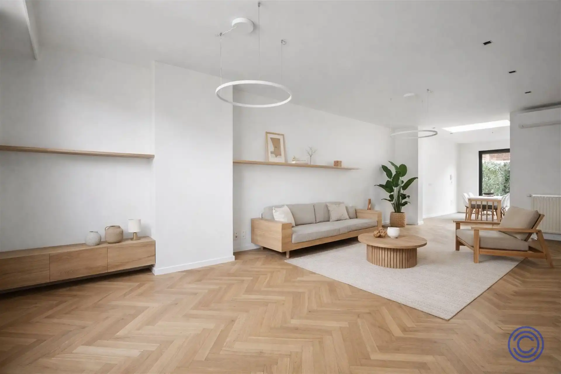 Prachtig, instapklaar herenhuis met stadstuin!  foto {{pictureIndex}}