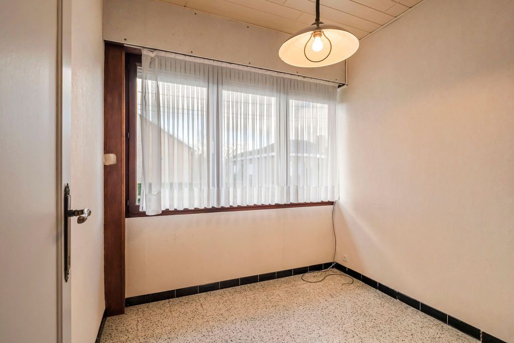 Alleenstaande woning in het gezellige Waarmaarde foto 8