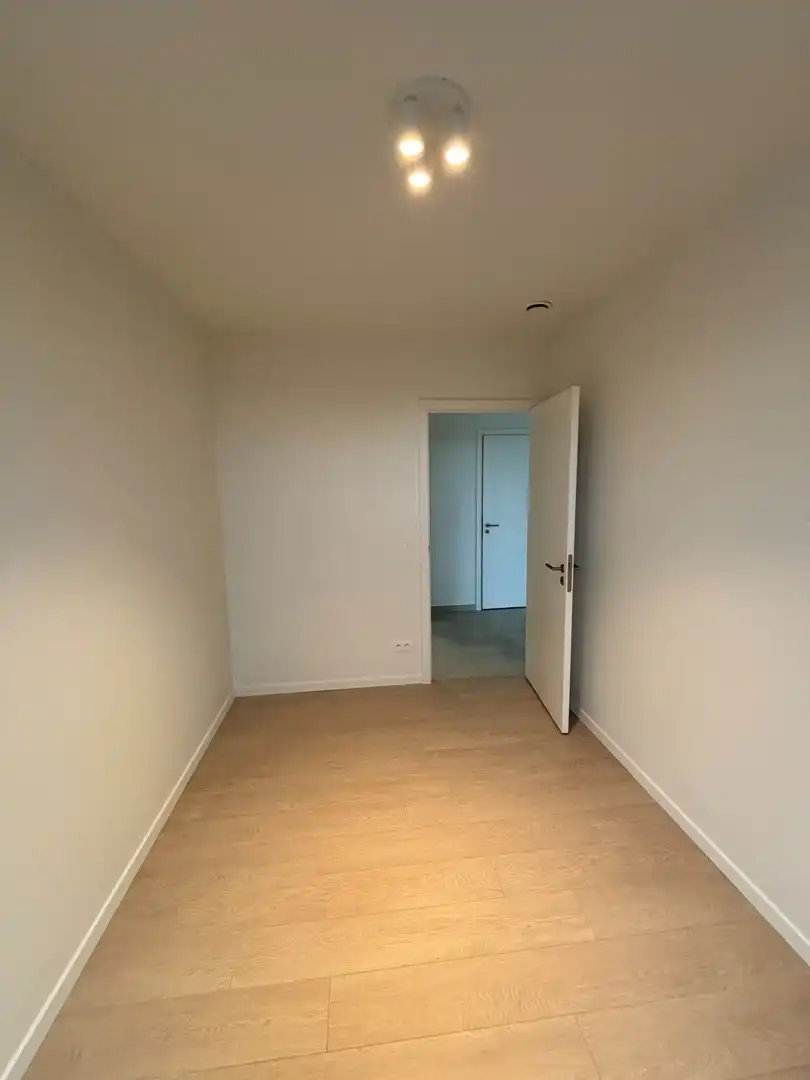 Exclusief wonen op de top: Duurzaam 3-slaapkamer Penthouse met terras van 53m² foto 33