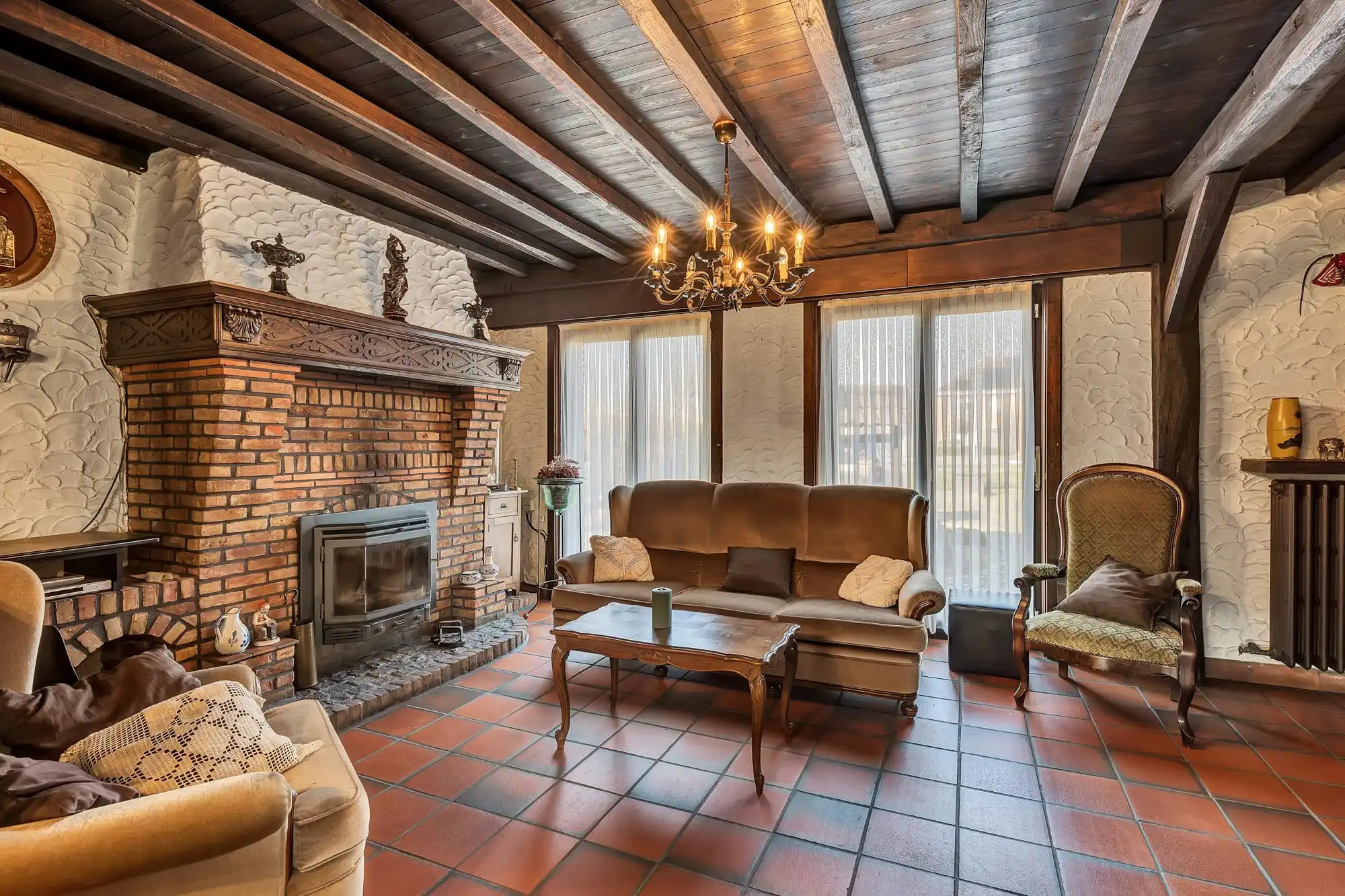 Ruime bungalow met 3 slaapkamers op perceel van 907 m² foto 5