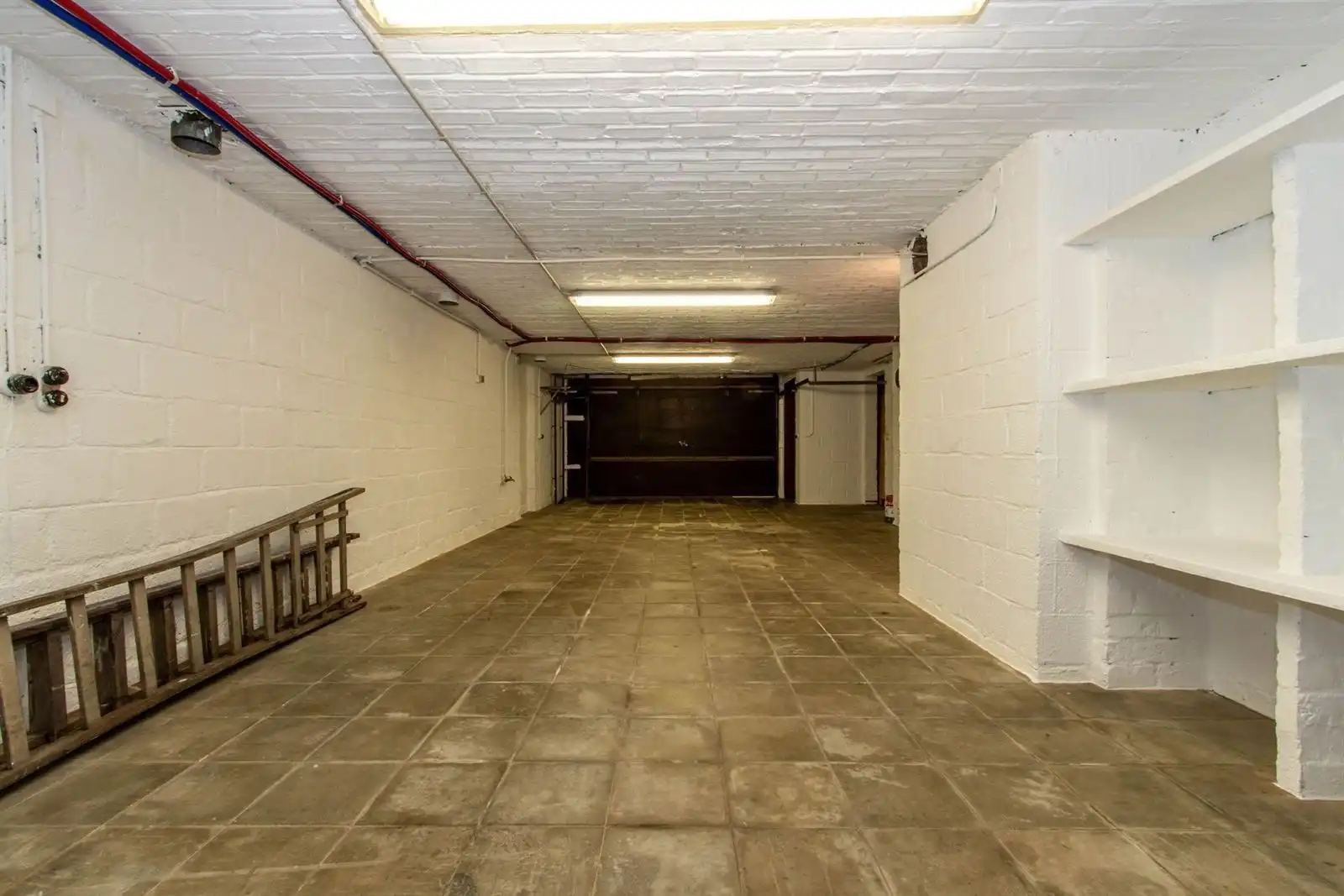 Villa (bungalow) met 3 slaapkamers, garage en prachtige tuin/uitzicht foto 23