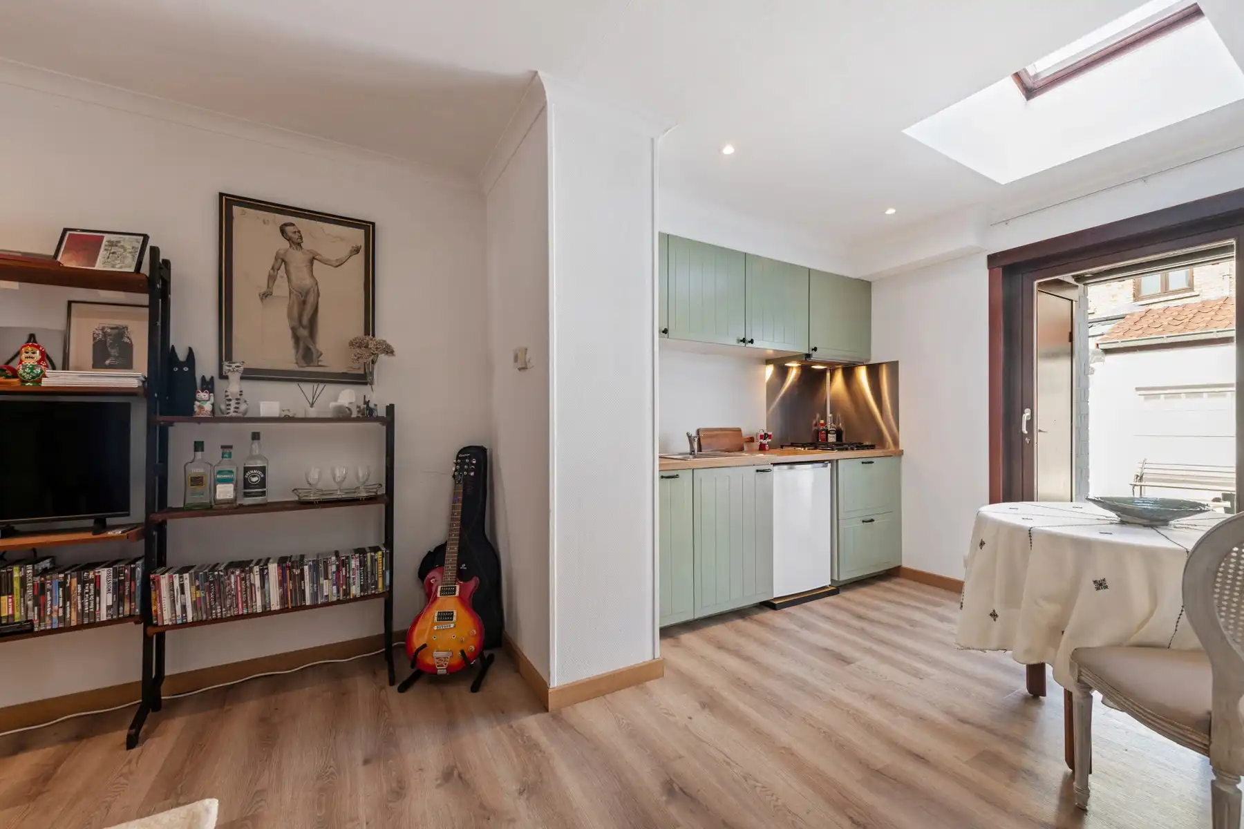 Charmante en instapklare woning gelegen op super locatie!  foto {{pictureIndex}}