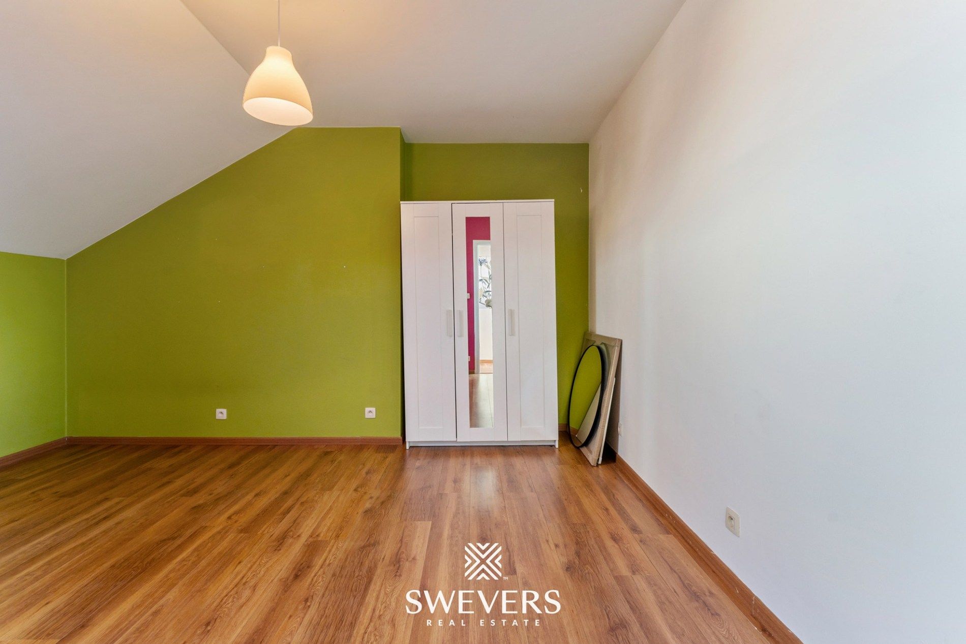 Gerenoveerde gezinswoning met 3 slpk en zonnige tuin foto 22