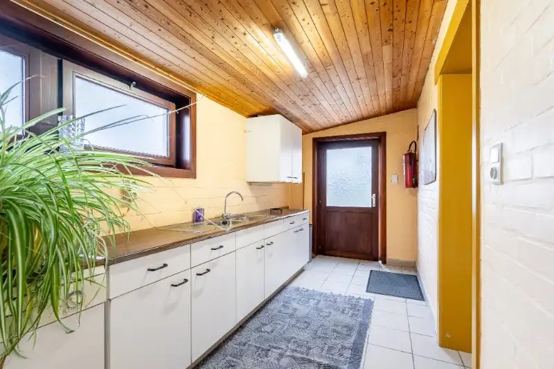 Landelijk gelegen eigendom op 3.070 m² met bijgebouw en weide foto 19