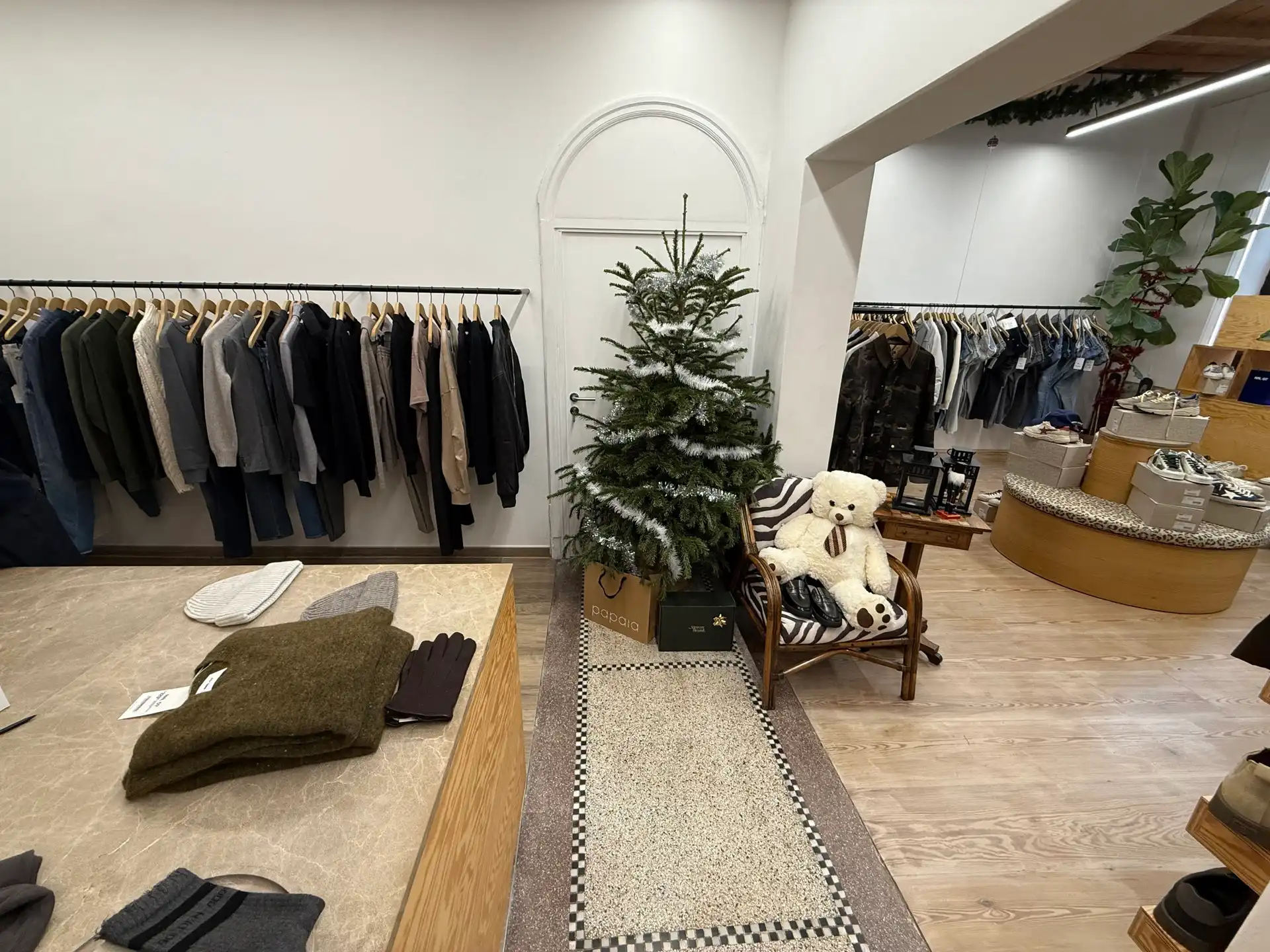 Polyvalente handelsruimte in authentiek gebouw te Grimbergen foto 4