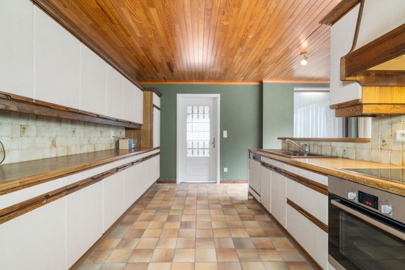HOB met 3 slpkmrs en garage op 536m² foto 9