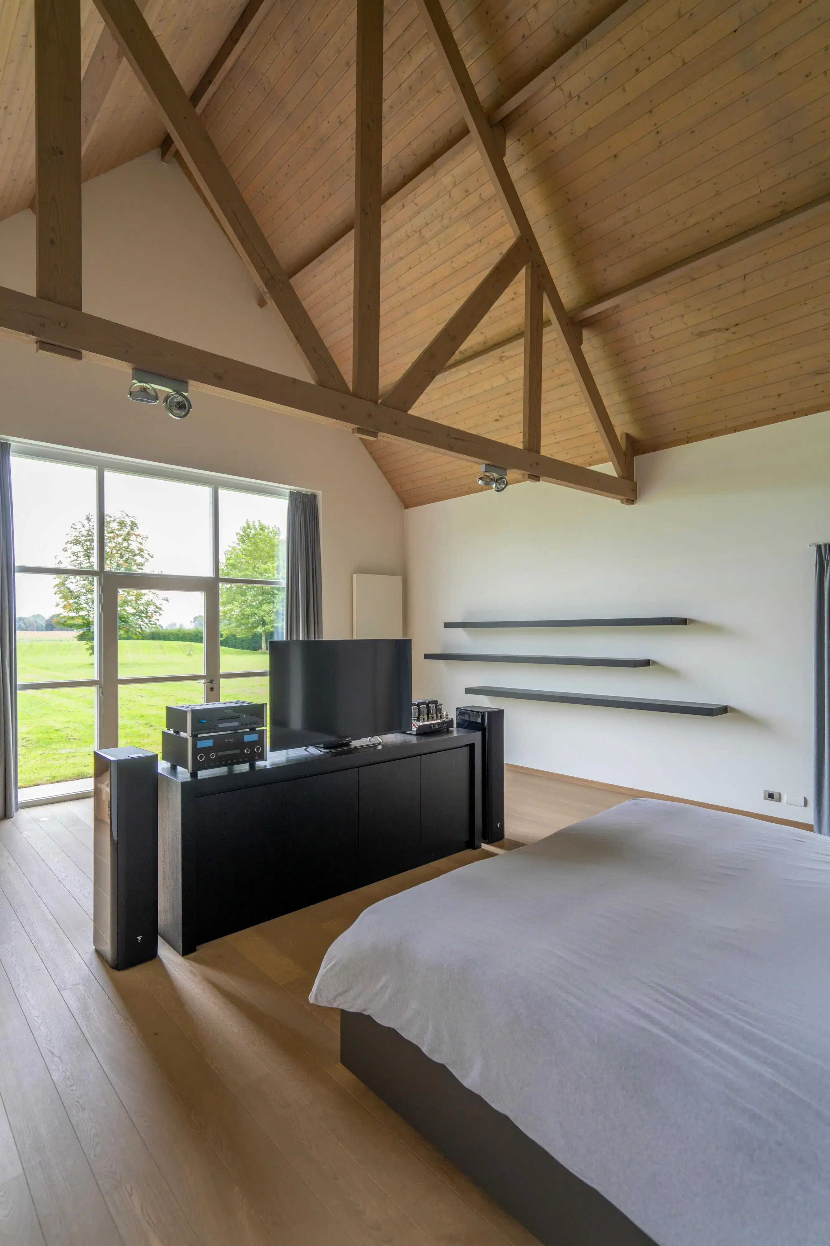 Schitterend gelegen, luxueuze villa te koop te Geluwe foto 18