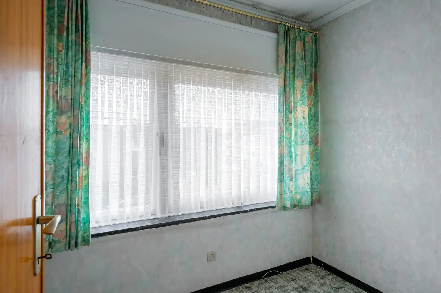 Halfopen bebouwing in doodlopende straat. foto 18