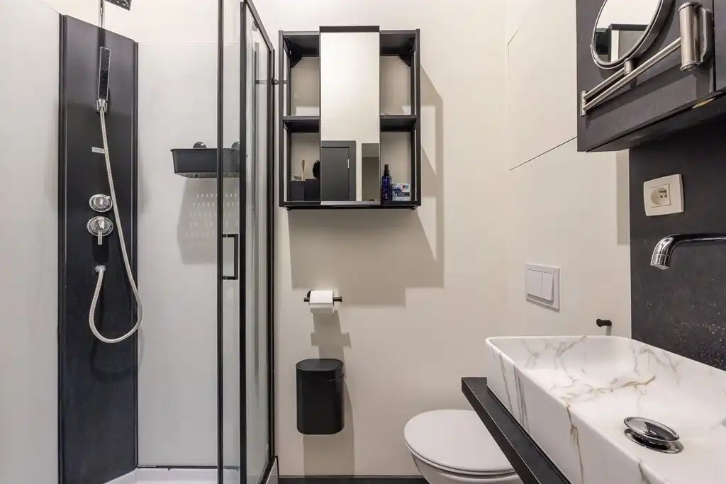 Recent gerenoveerd gelijkvloers met terrasje foto 8