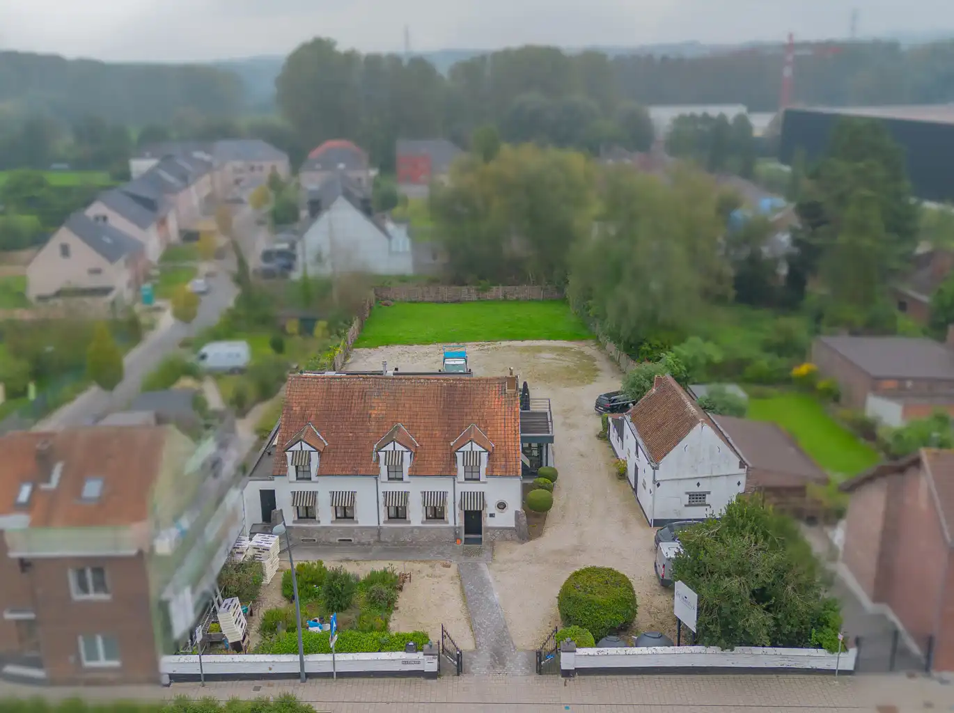 Restaurant met ruime private parking! foto {{pictureIndex}}