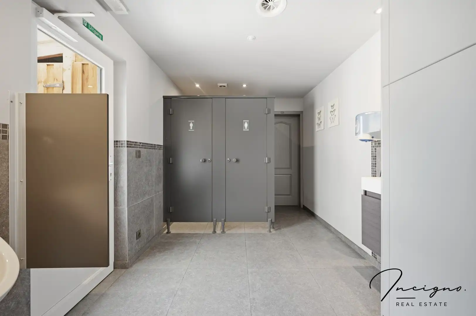 Commercieel gelegen handelspand, kantoor of praktijk foto 15