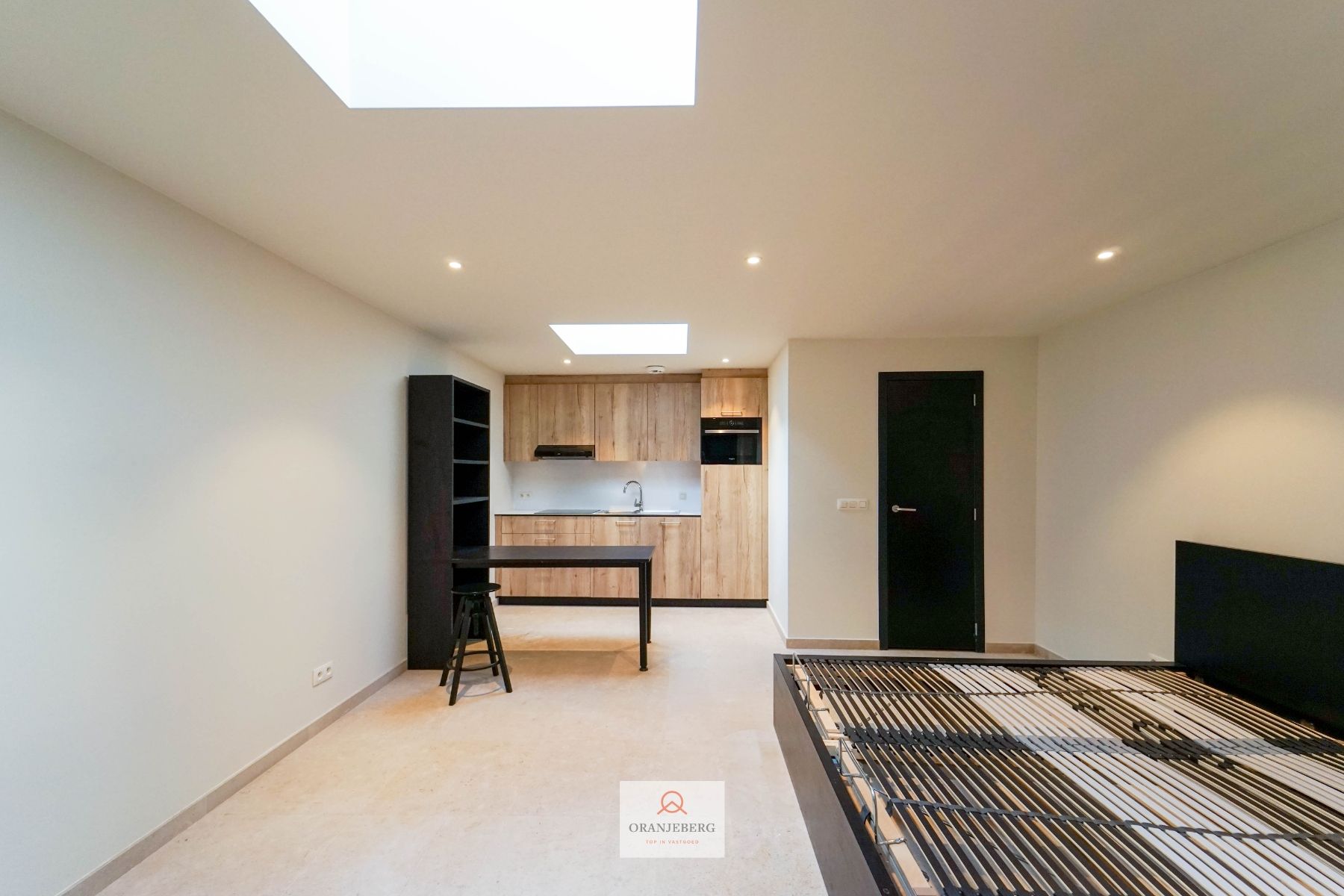 Gelijkvloers en gemeubelde studio te huur vlakbij Gent centrum foto 7