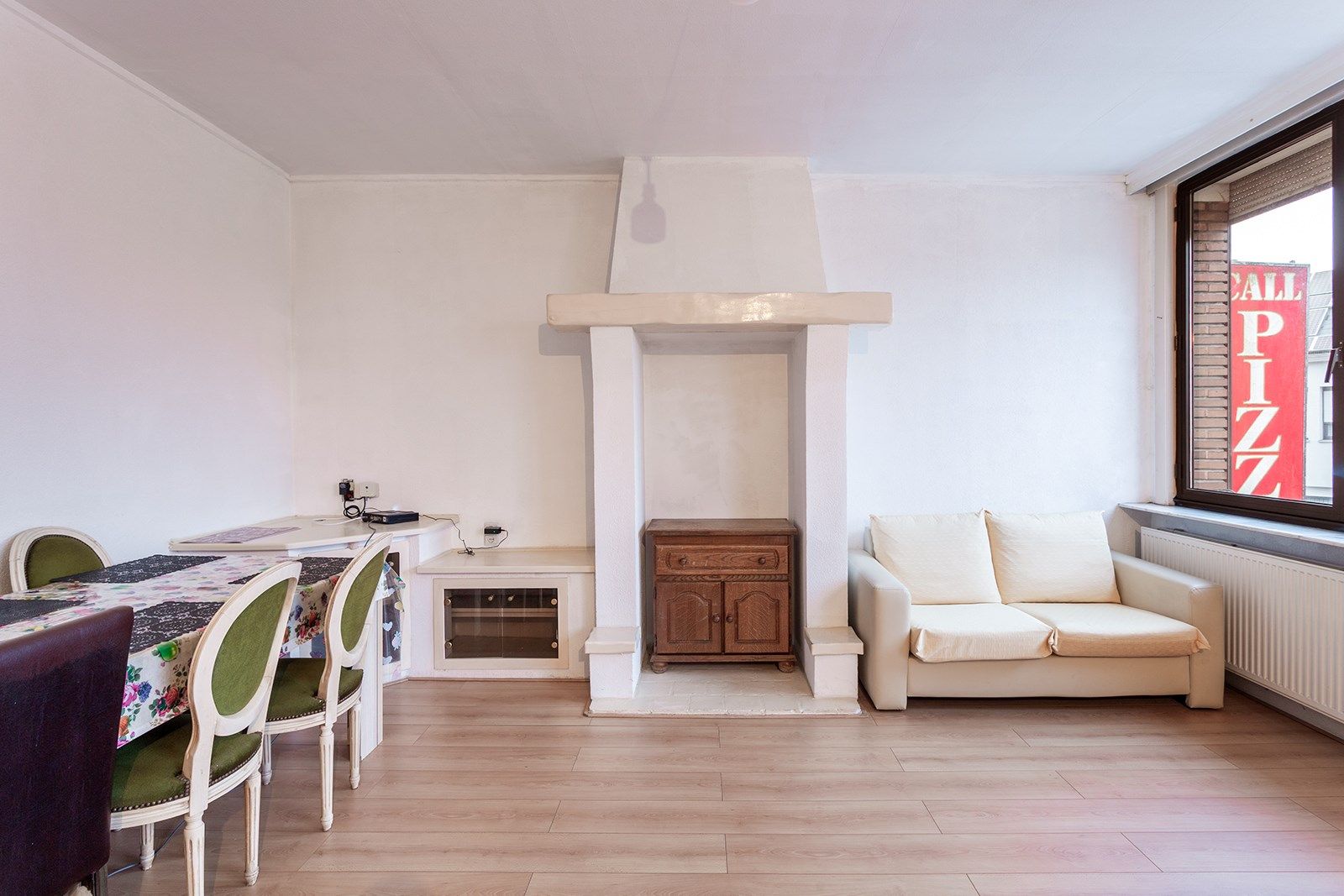Handelspand met duplex appartement en garage op toplocatie foto 15