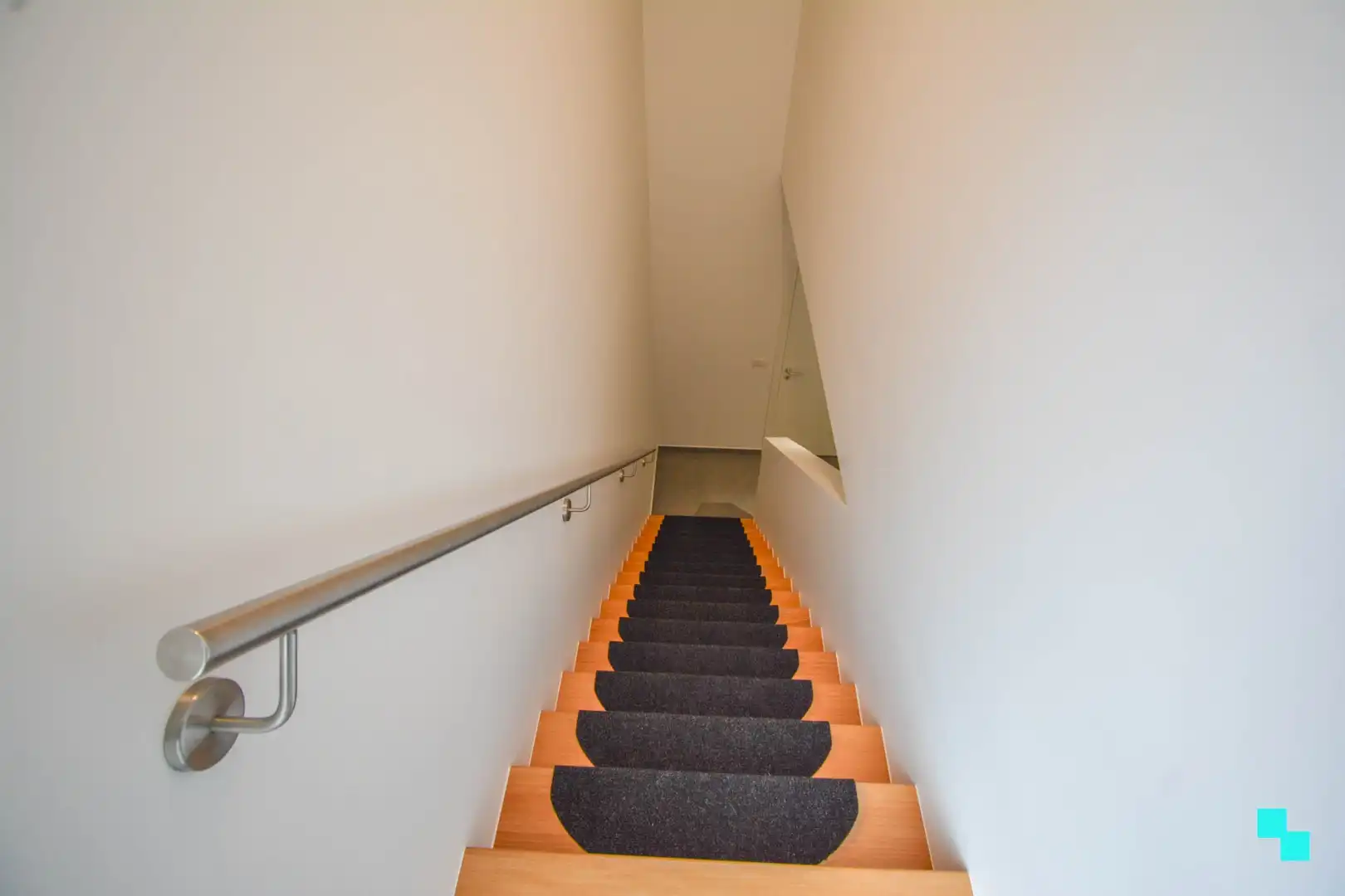 Ruim appartement met tuin, terras en garage - Roeselare foto 5