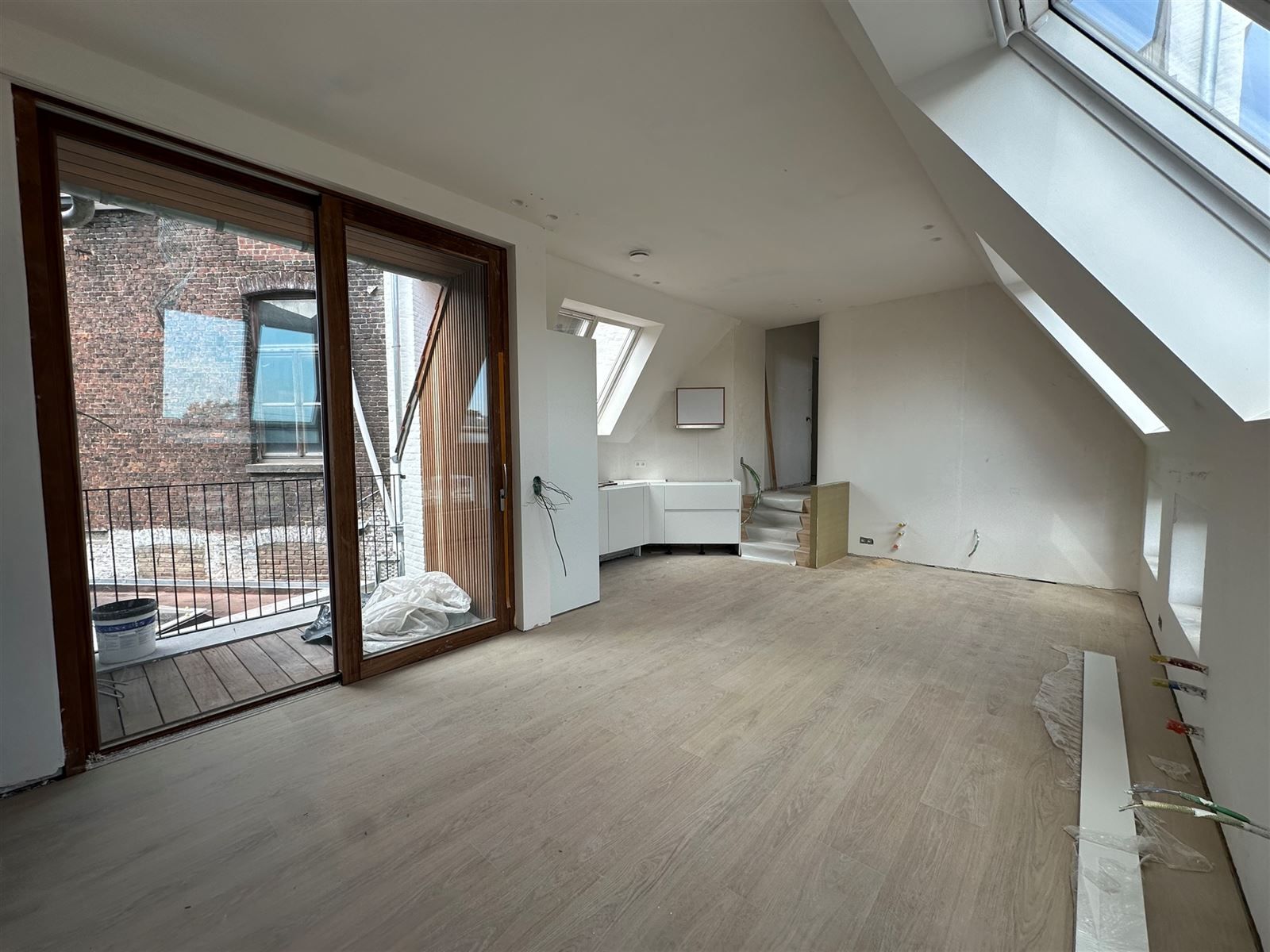 Instapklaar appartement te centrum Zottegem! foto 5