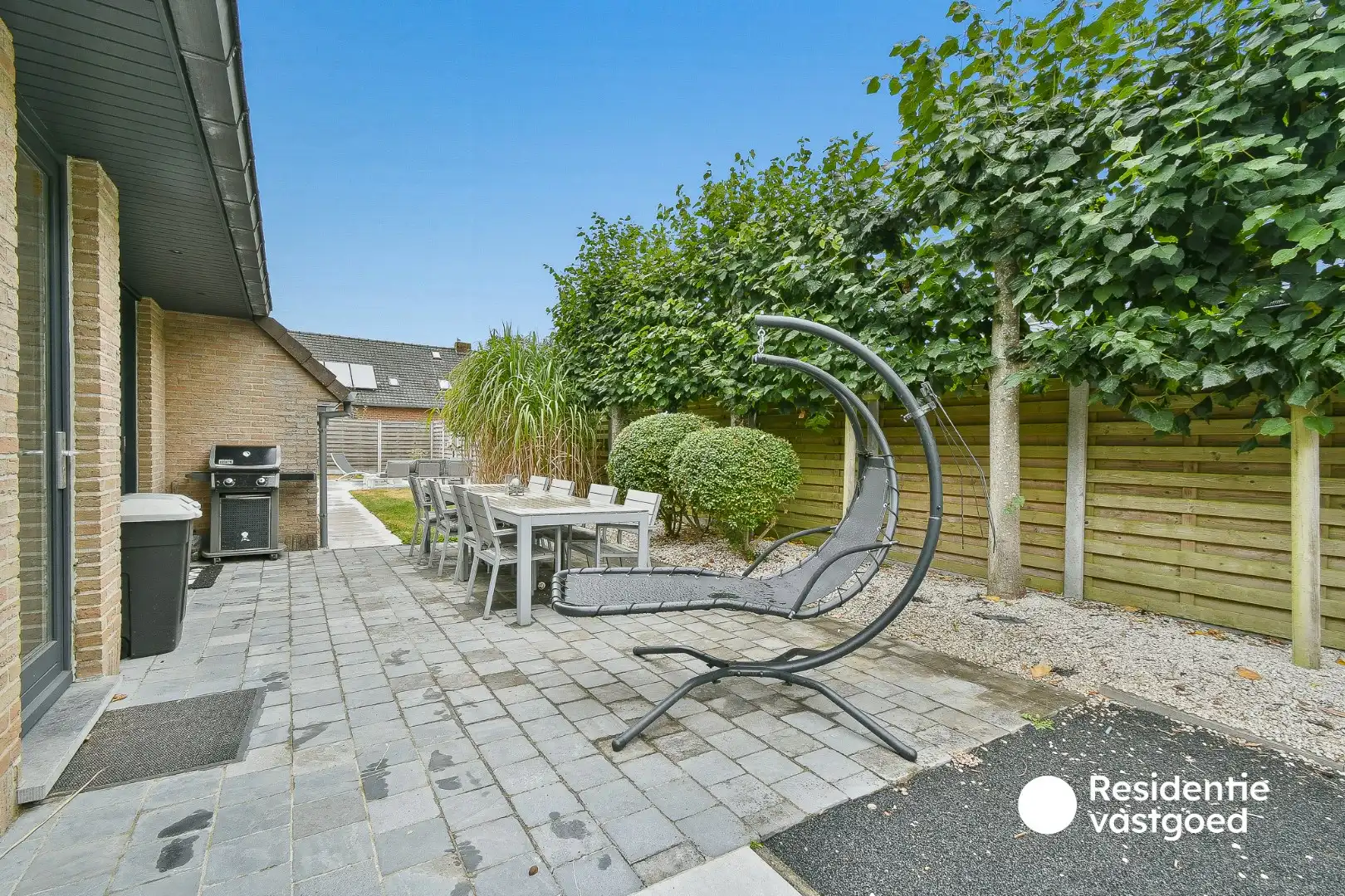 Rustig gelegen villa met verwarmd zwembad en ruime tuin foto 27