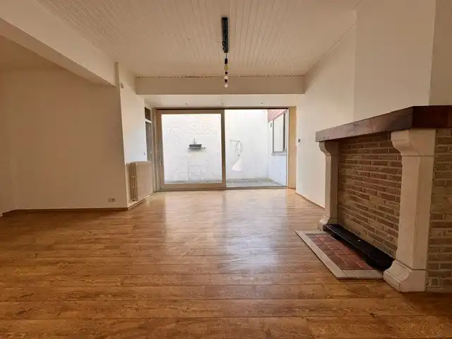RUIME WONING met GARAGE te BRUGGE foto 5