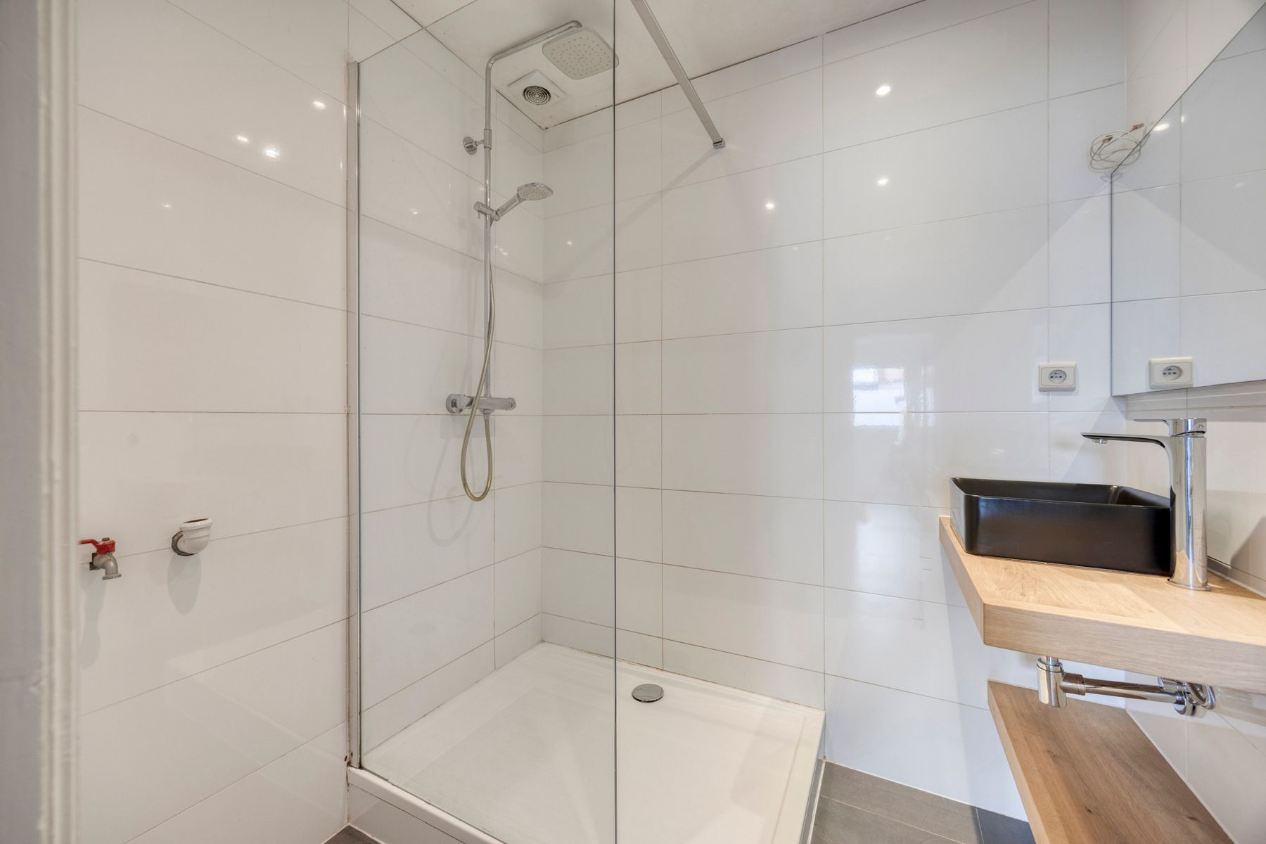 Appartement met 2 slaapkamers, 2 terrassen en berging foto 13