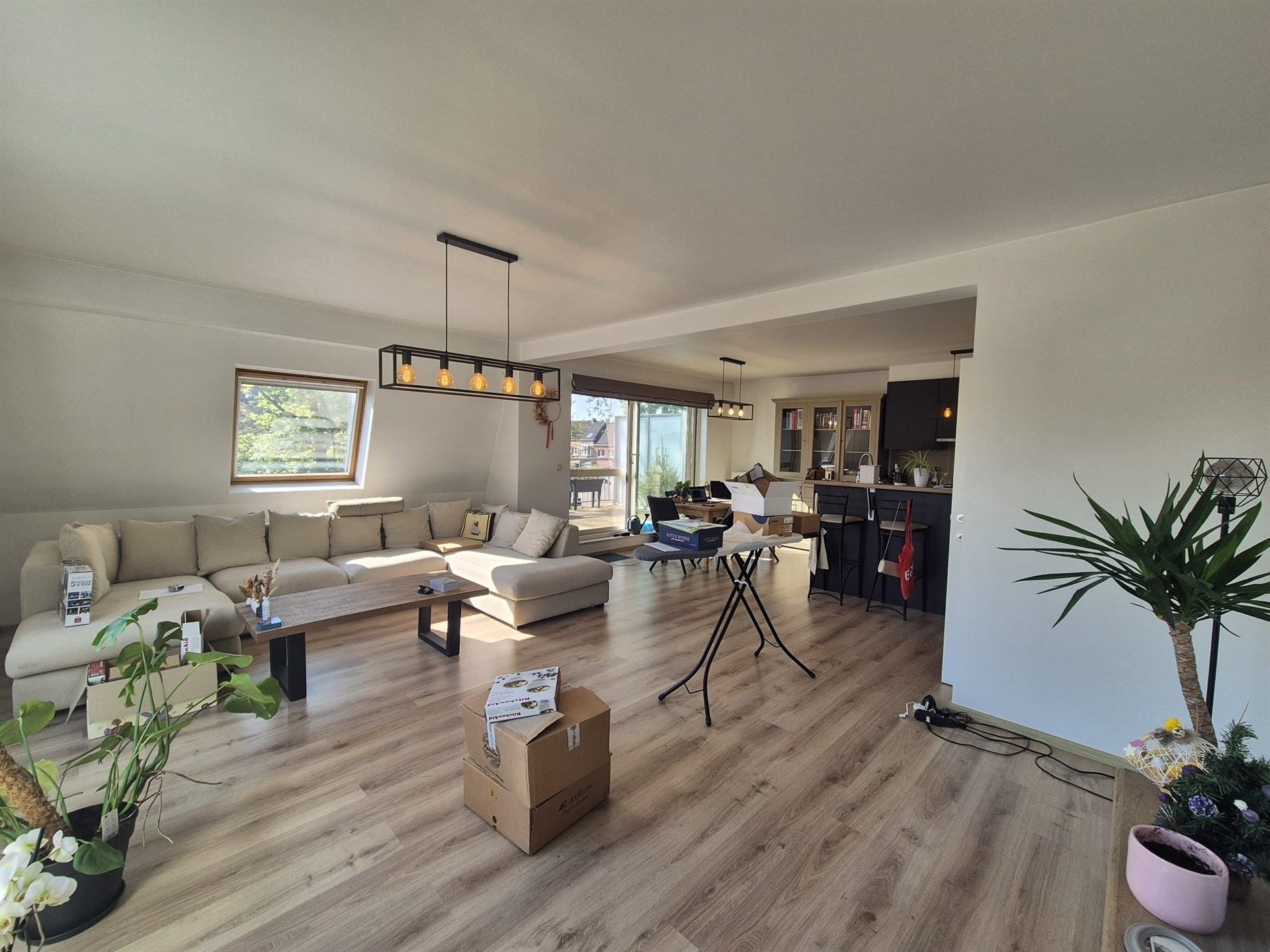 Ruim instapklaar appartement gelegen in privé domein. foto 4