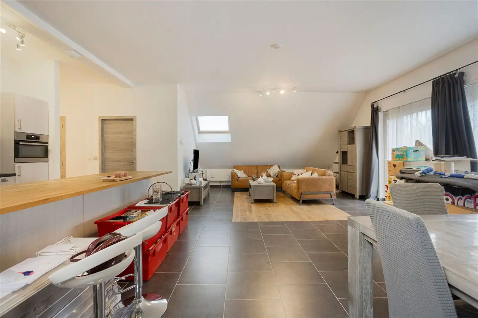 Ruim appartement met 2 slaapkamers te koop foto 8