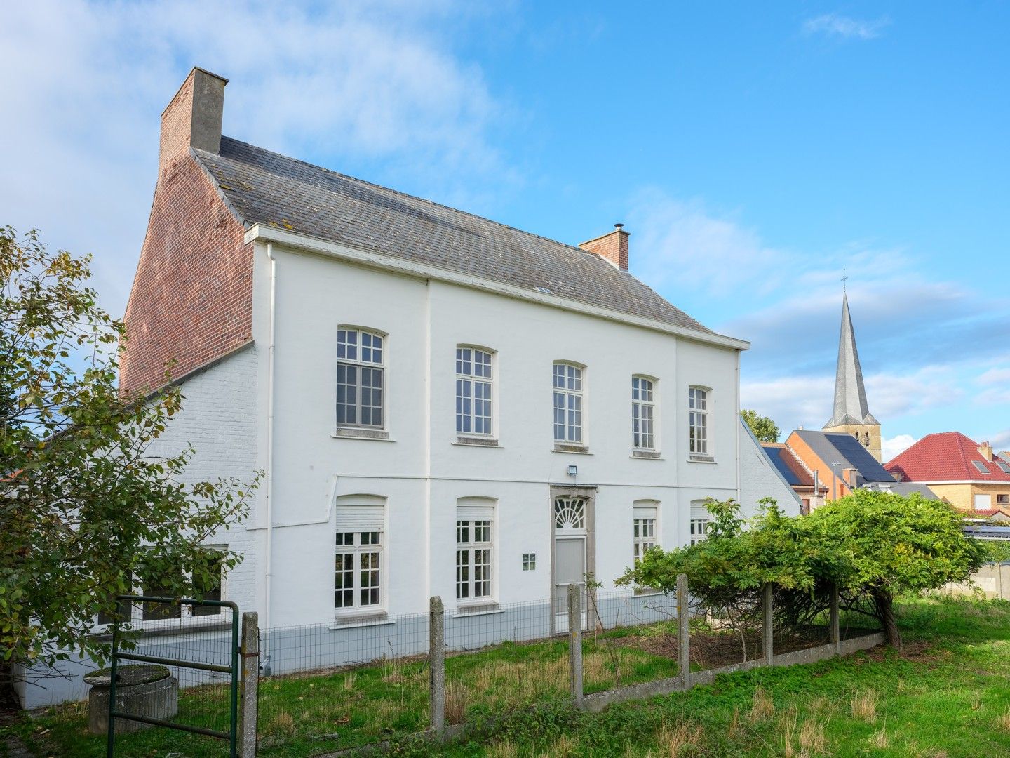 Karaktervolle voormalige pastorie met tuin in het hart van Erondegem foto 25