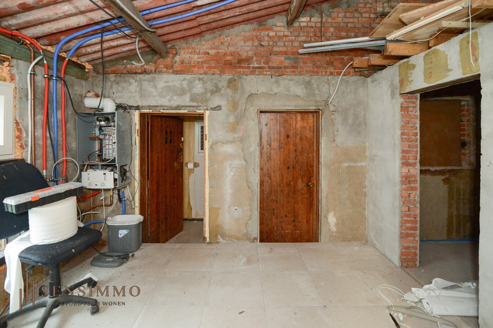 Halfopen bebouwing met potentieel op toplocatie in Leopoldsburg! foto 7