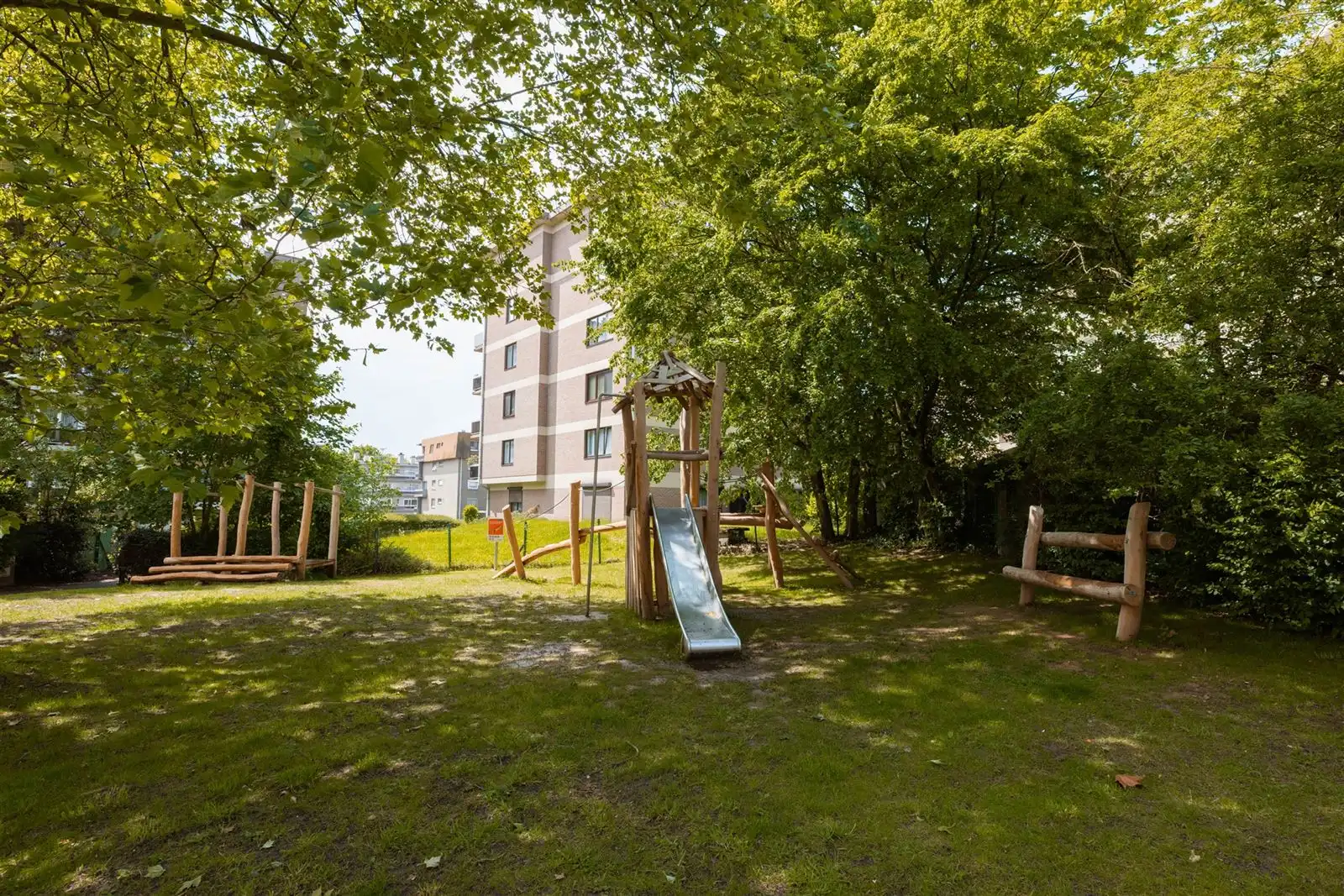 2 slaapkamer appartement met staanplaats en kelder foto 14