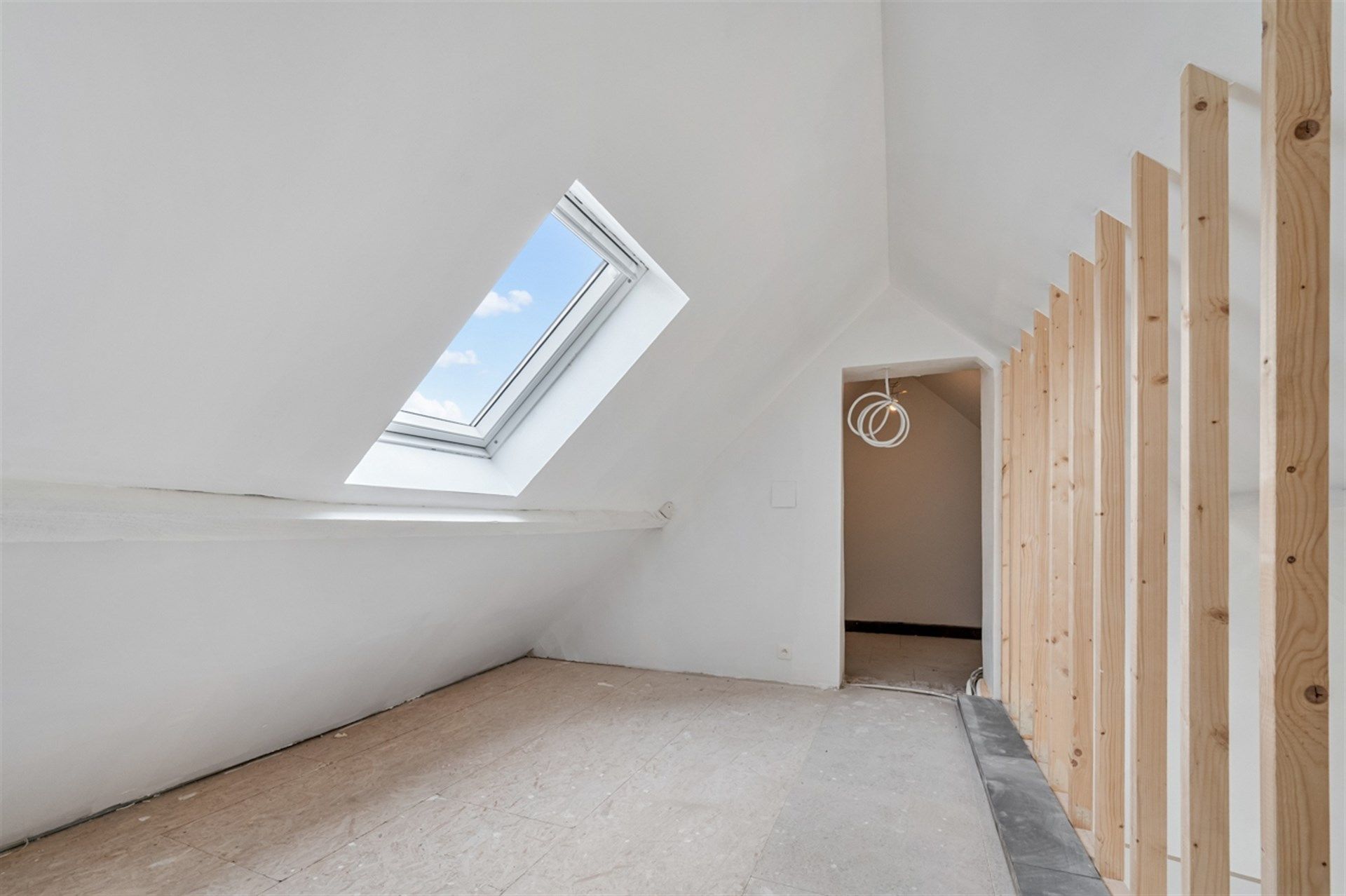 Instapklaar appartement met terras op toplocatie in het centrum foto 8
