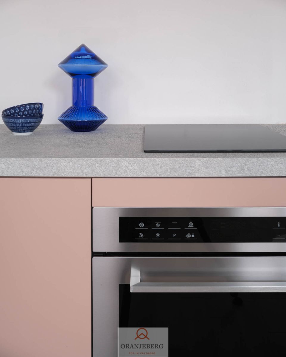 Lichtrijke gerenoveerde city flat te koop vlakbij centrum Gent foto 5