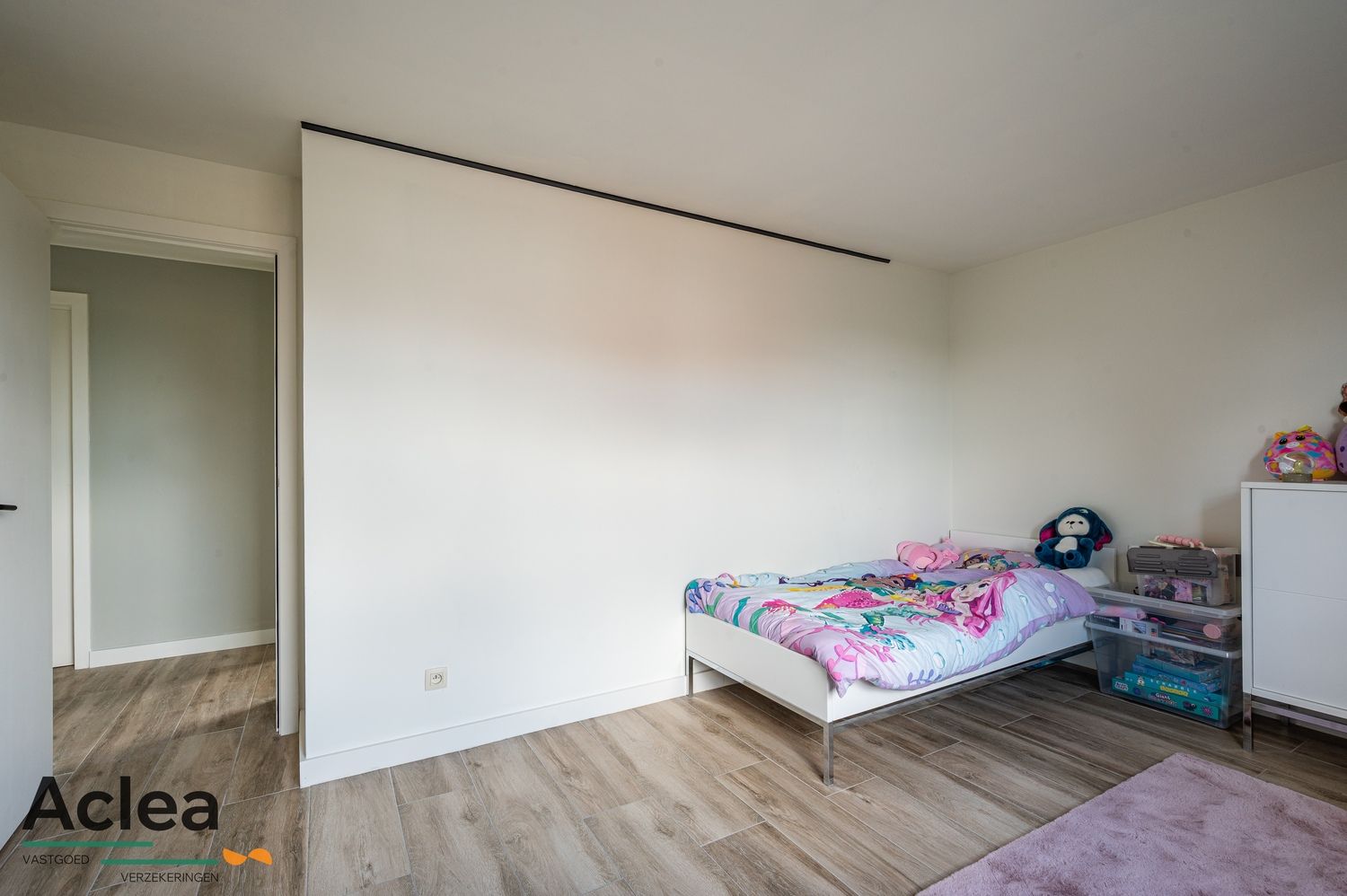 Stijlvolle, ruime woonst op een mooi perceel foto 21