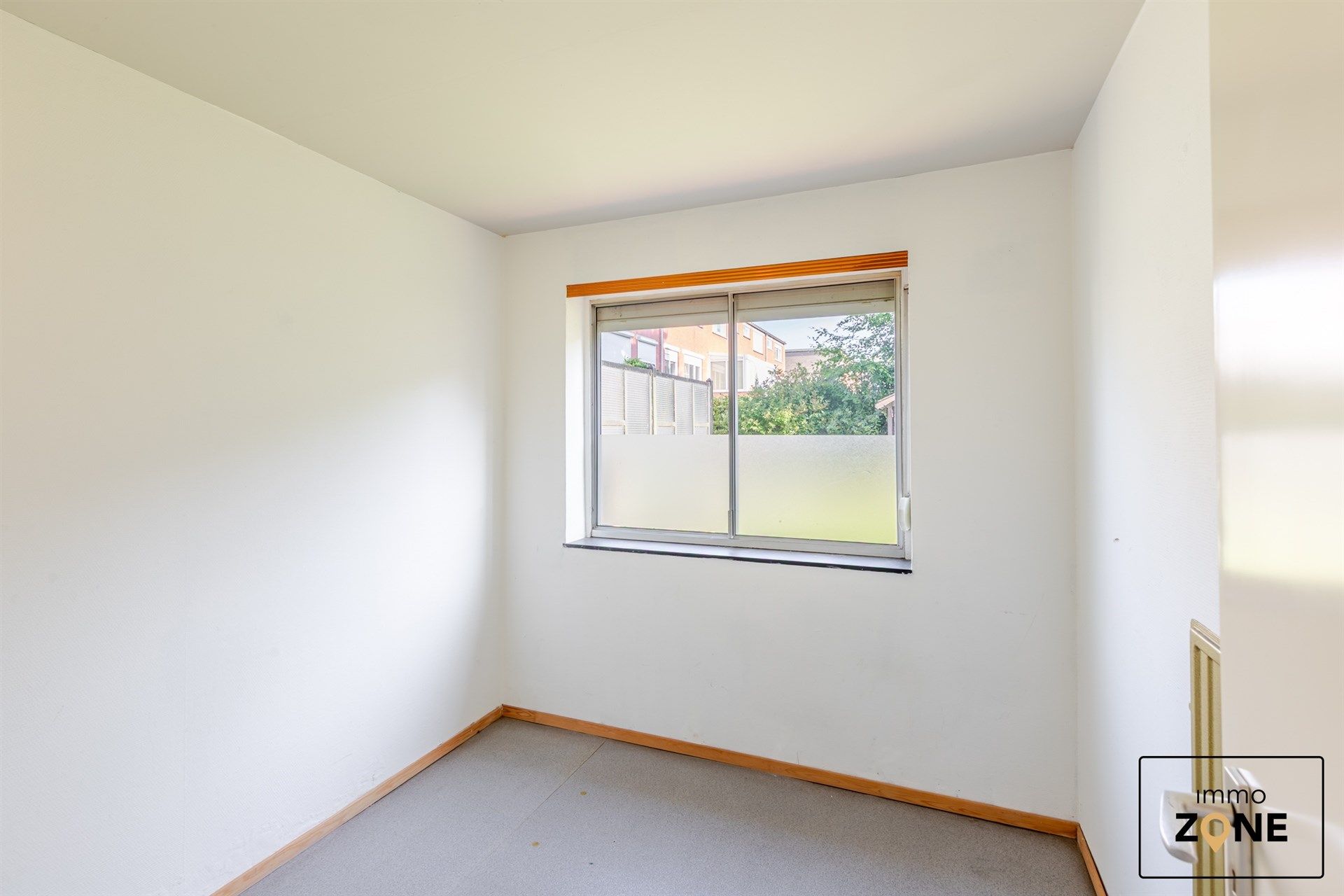 Op te frissen bel-etagewoning in centrum Dendermonde foto 3