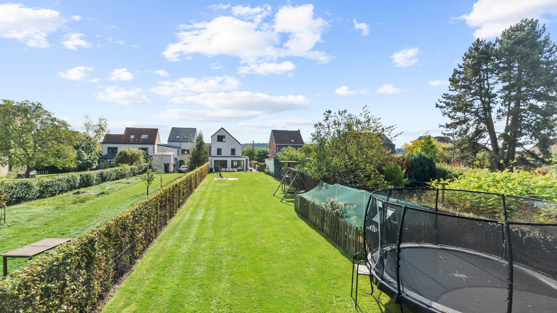 LINDEN - Volledig gerenoveerde OB op 1104m2 foto 4