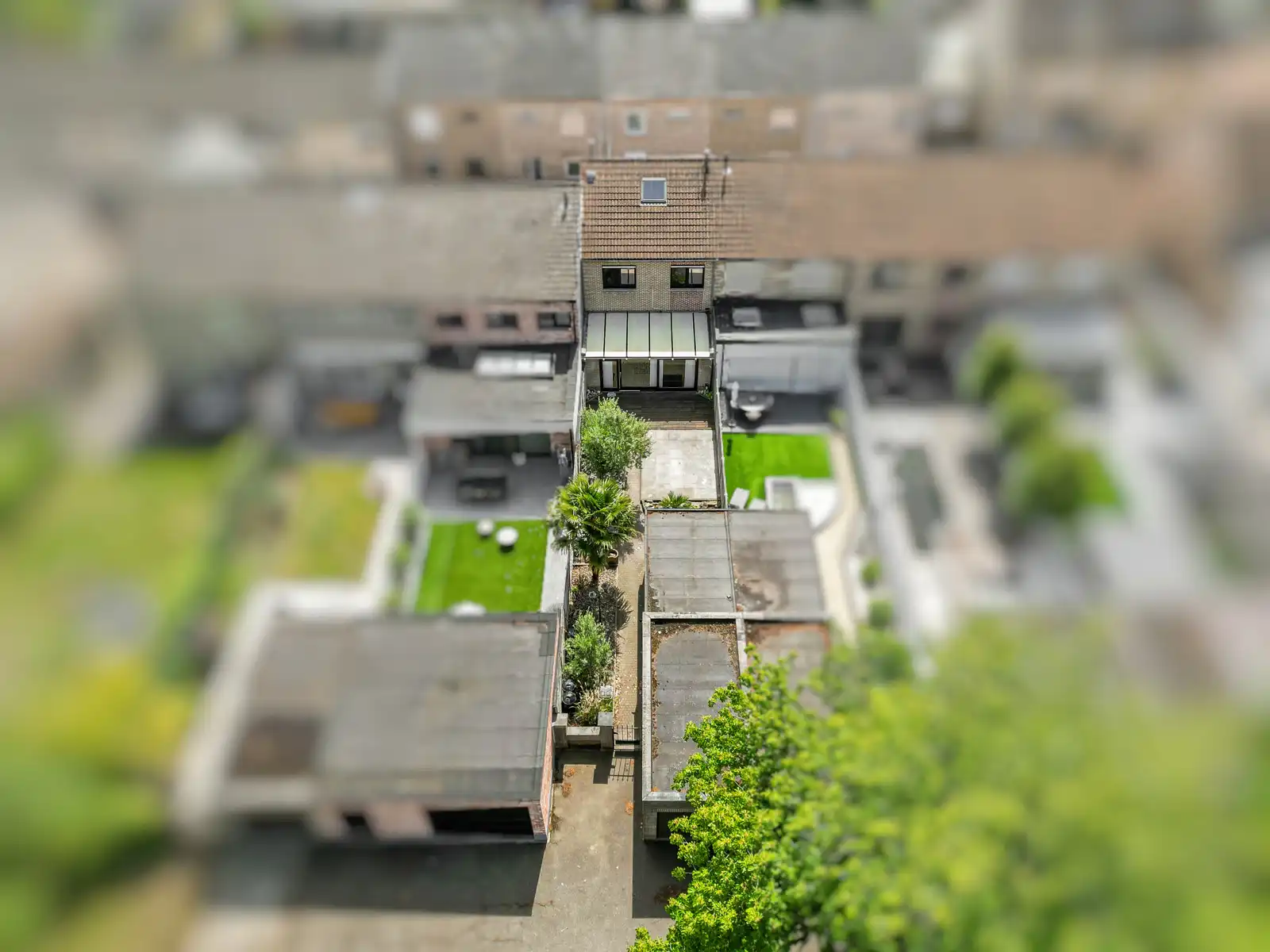 Perfect instapklare rijwoning te Willebroek foto 3