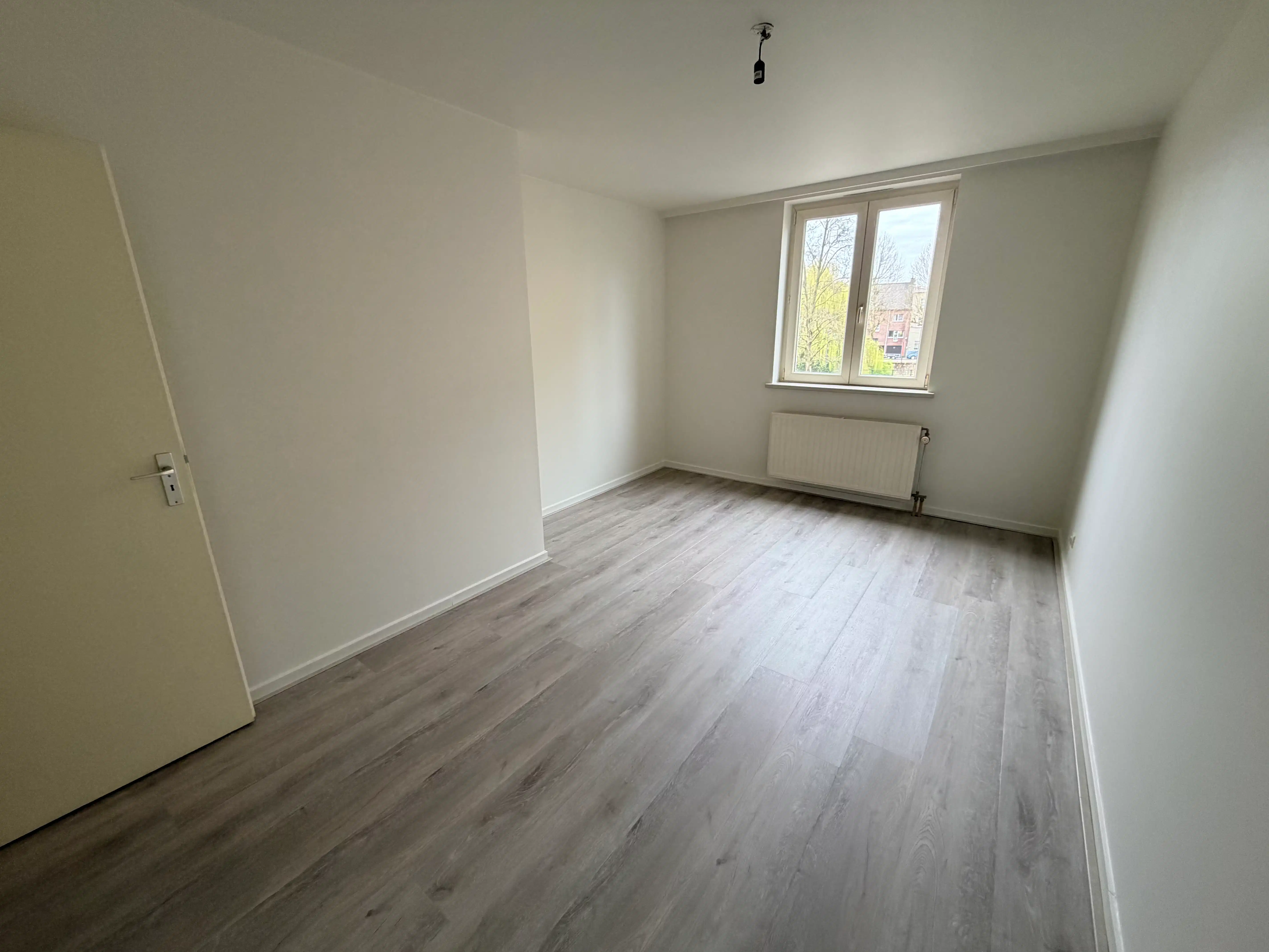 --- NIEUW ---&nbsp;Instapklaar appartement met garagebox en terras nabij het Rabot / Prinsenhof . foto 9