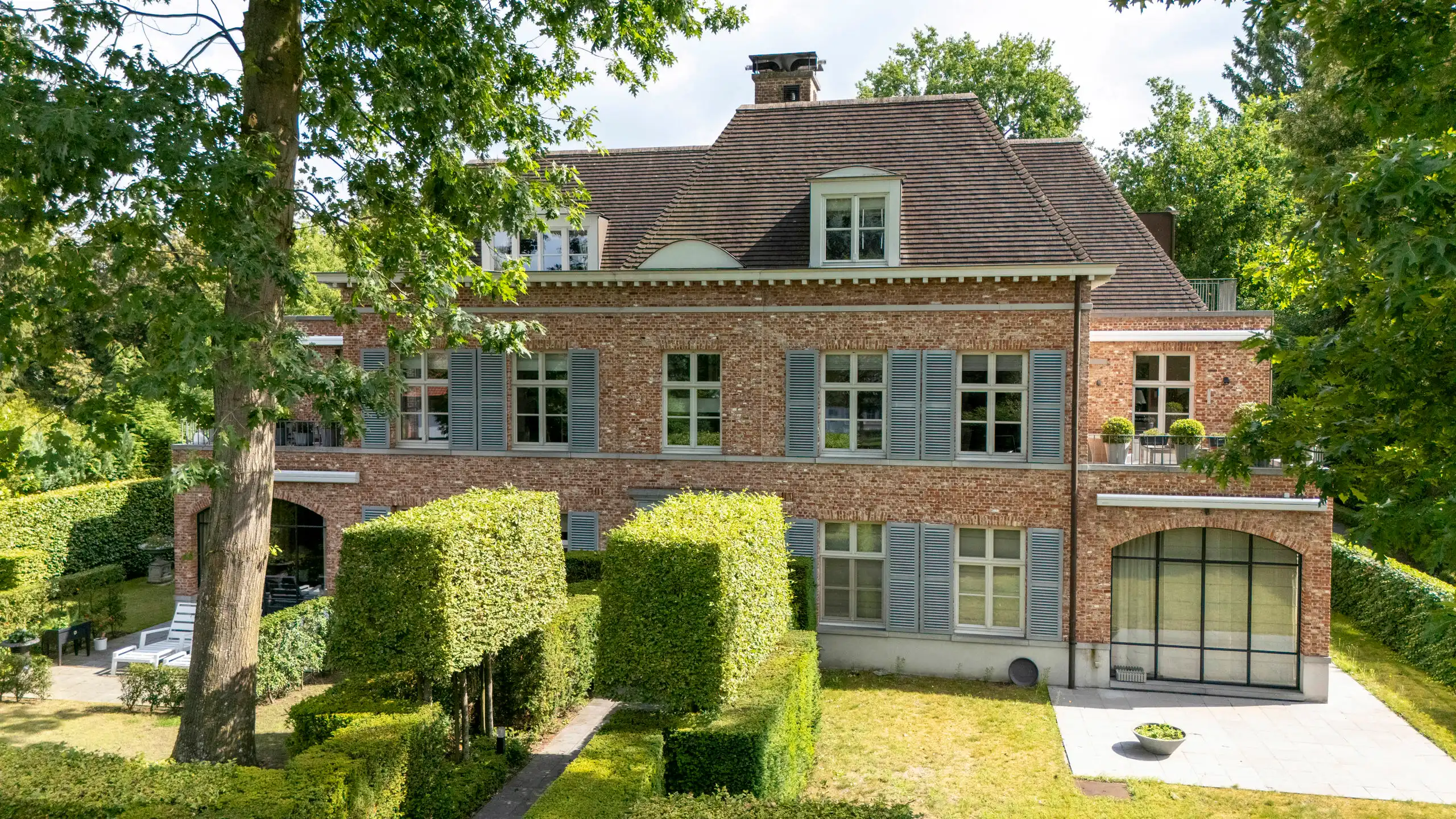 Penthouse op centrale locatie en terras met veel privacy foto 40