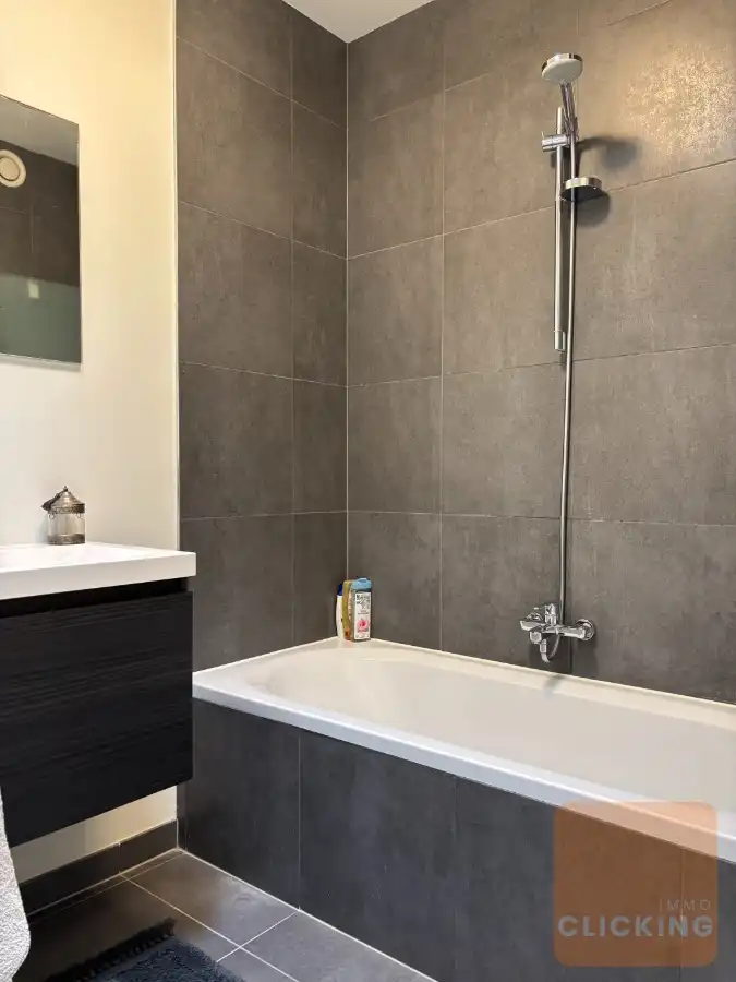 Residentie 'ROMAIN' DUPLEX met 2 slpks, terras en autostaanplaats (+ 25.000 euro) foto 13