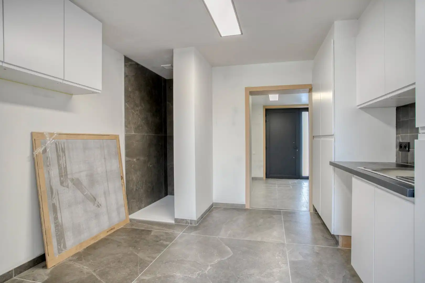 Ruime, gerenoveerde instapklare woning in Lauwe! foto 8