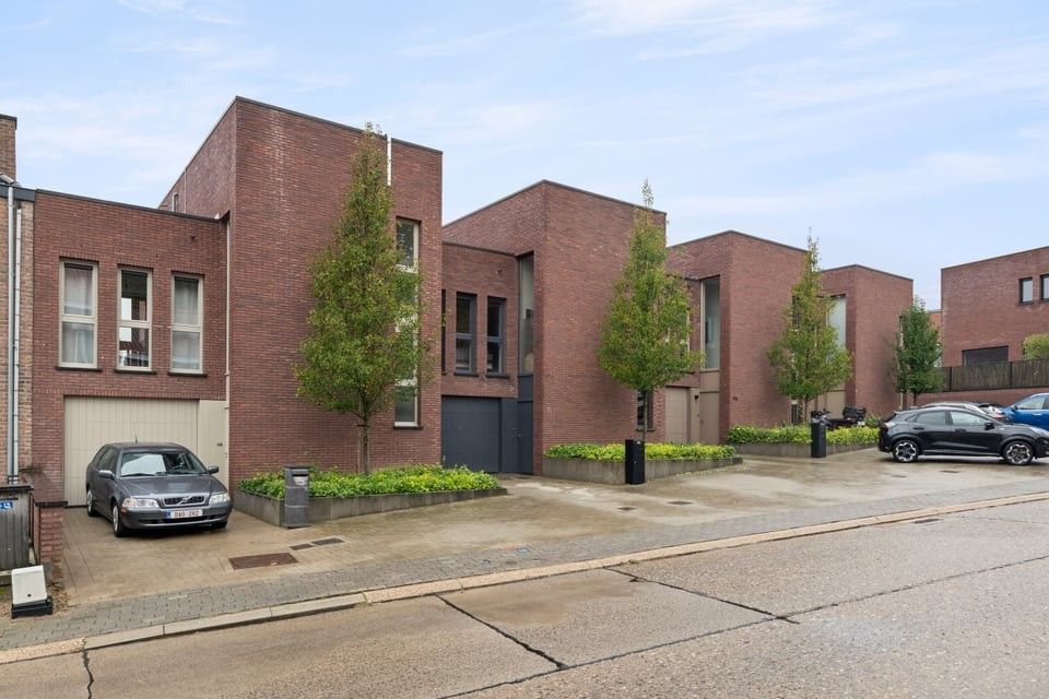 RECENTE ENERGIEZUINIGE WONING MET 3 SLAAPKAMERS, GARAGE EN ZONNIGE TUIN foto 41