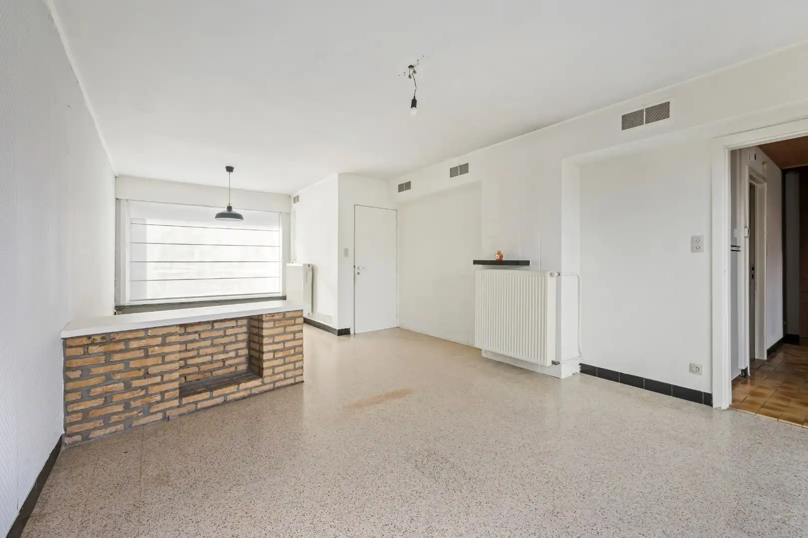 Woning met 4 slaapkamers, tuin en garage in Dadizele-centrum foto 4