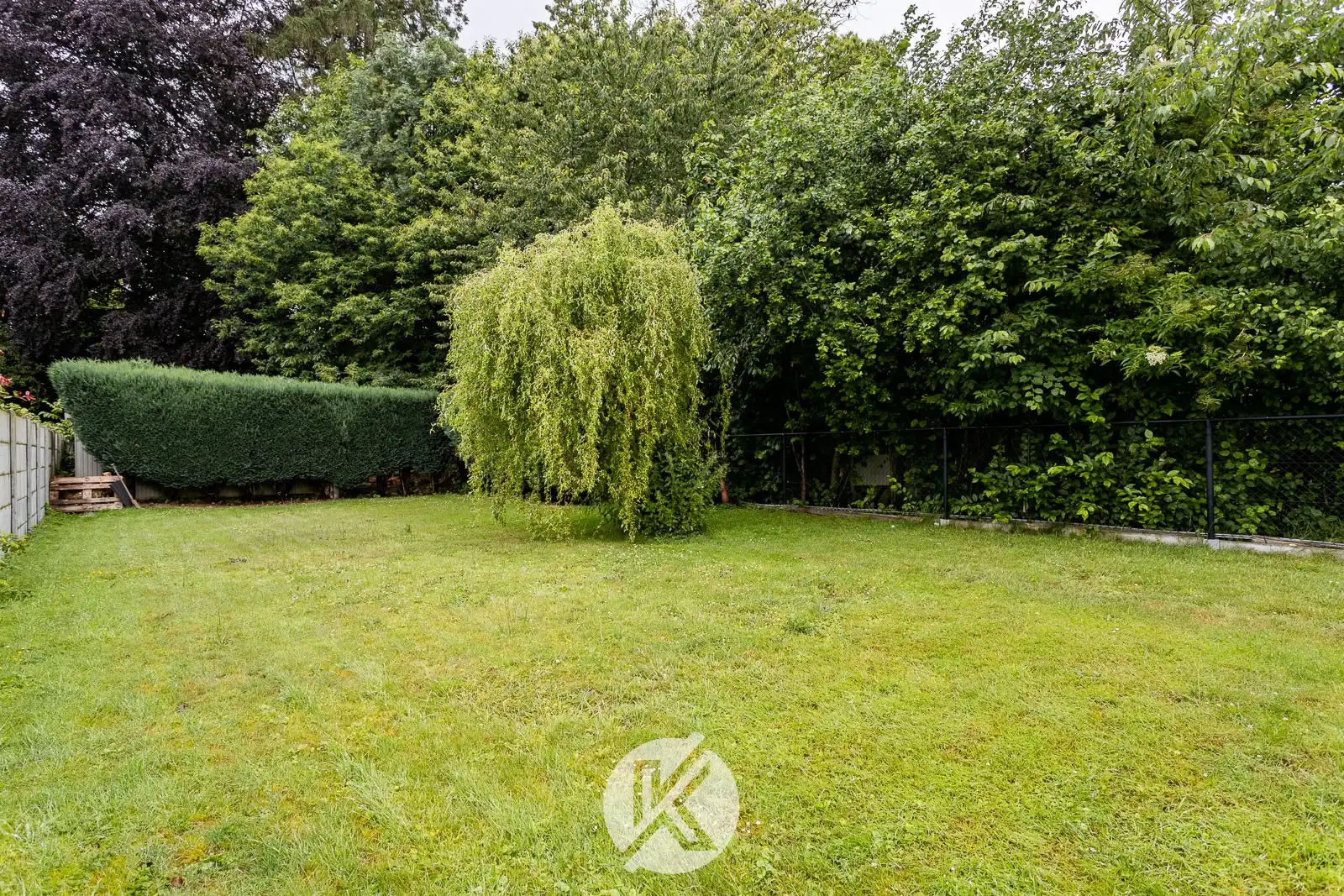 Te renoveren woning op een rustige locatie foto 4
