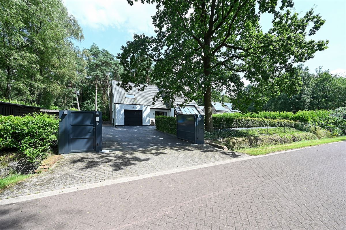 Instapklare villa met 5 slaapkamers foto 2