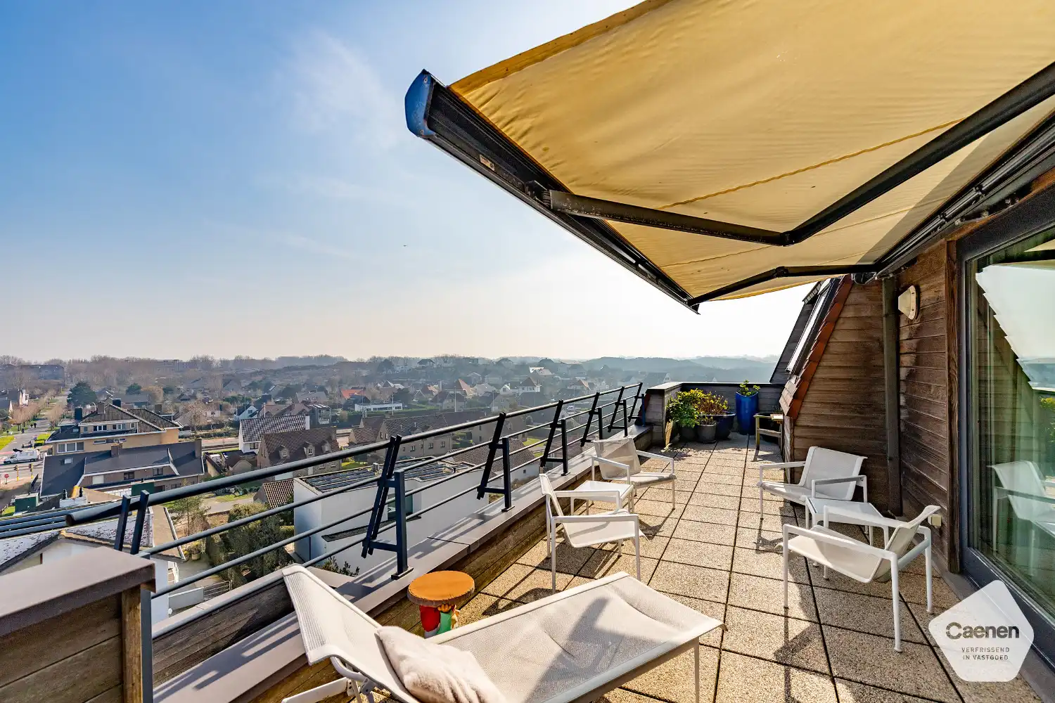 Ruime penthouse met fantastisch zicht op de zee én het hinterland foto 4