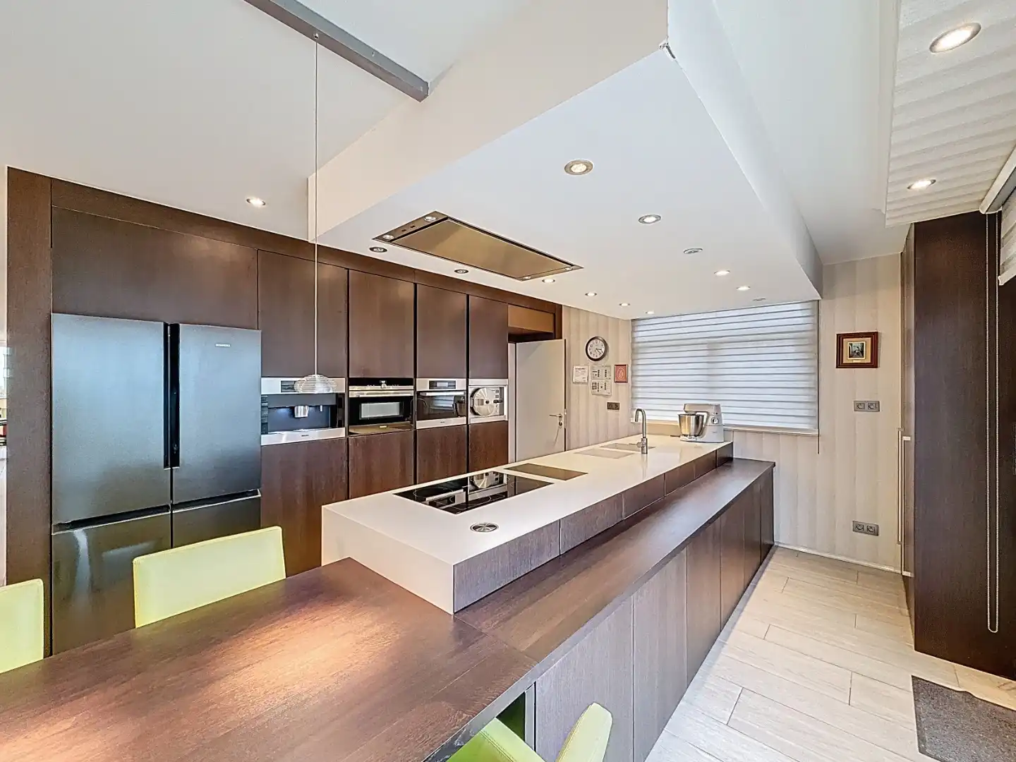 Ruime villa nabij de Zeedijk en het strand foto 7