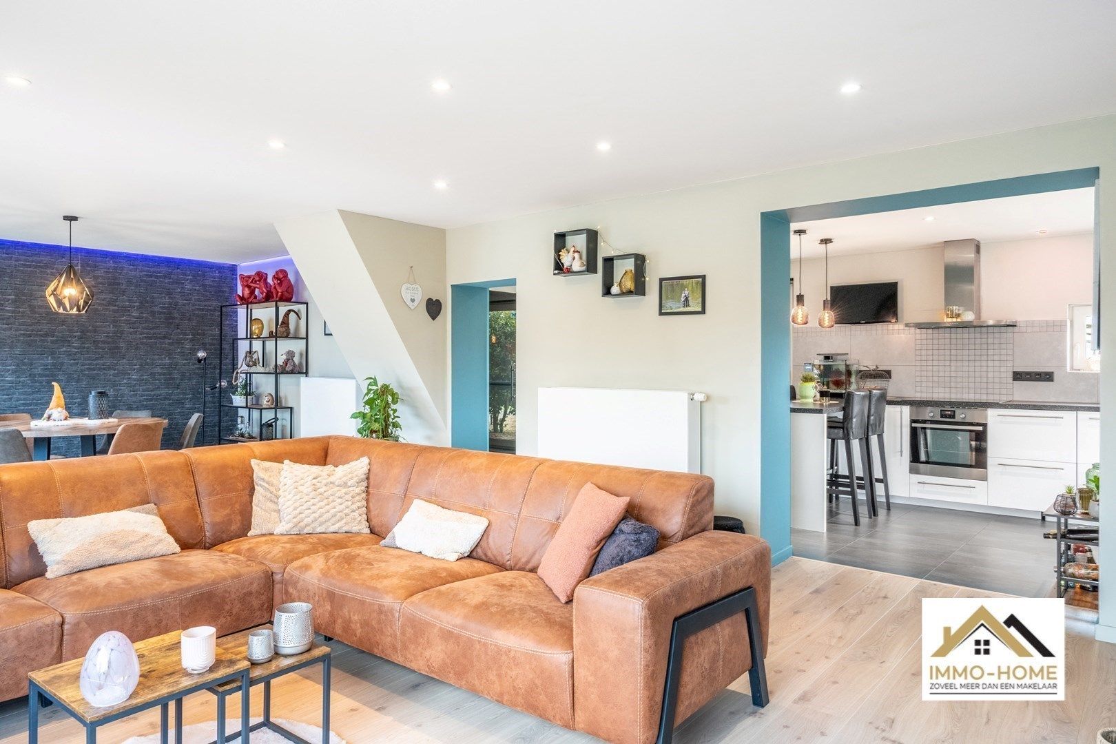 Ruime gerenoveerde woning met ruime grond!  foto 12