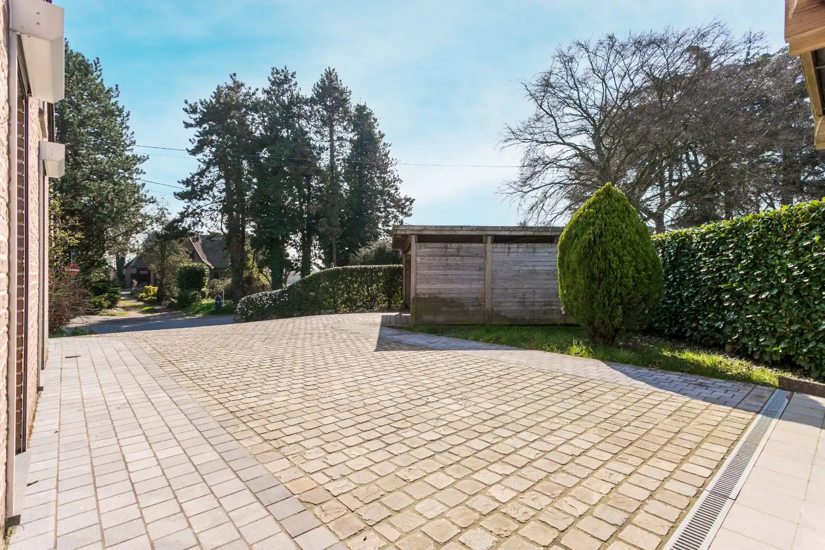 Vrijstaande woning met 4 slpks & ruime tuin  foto 9