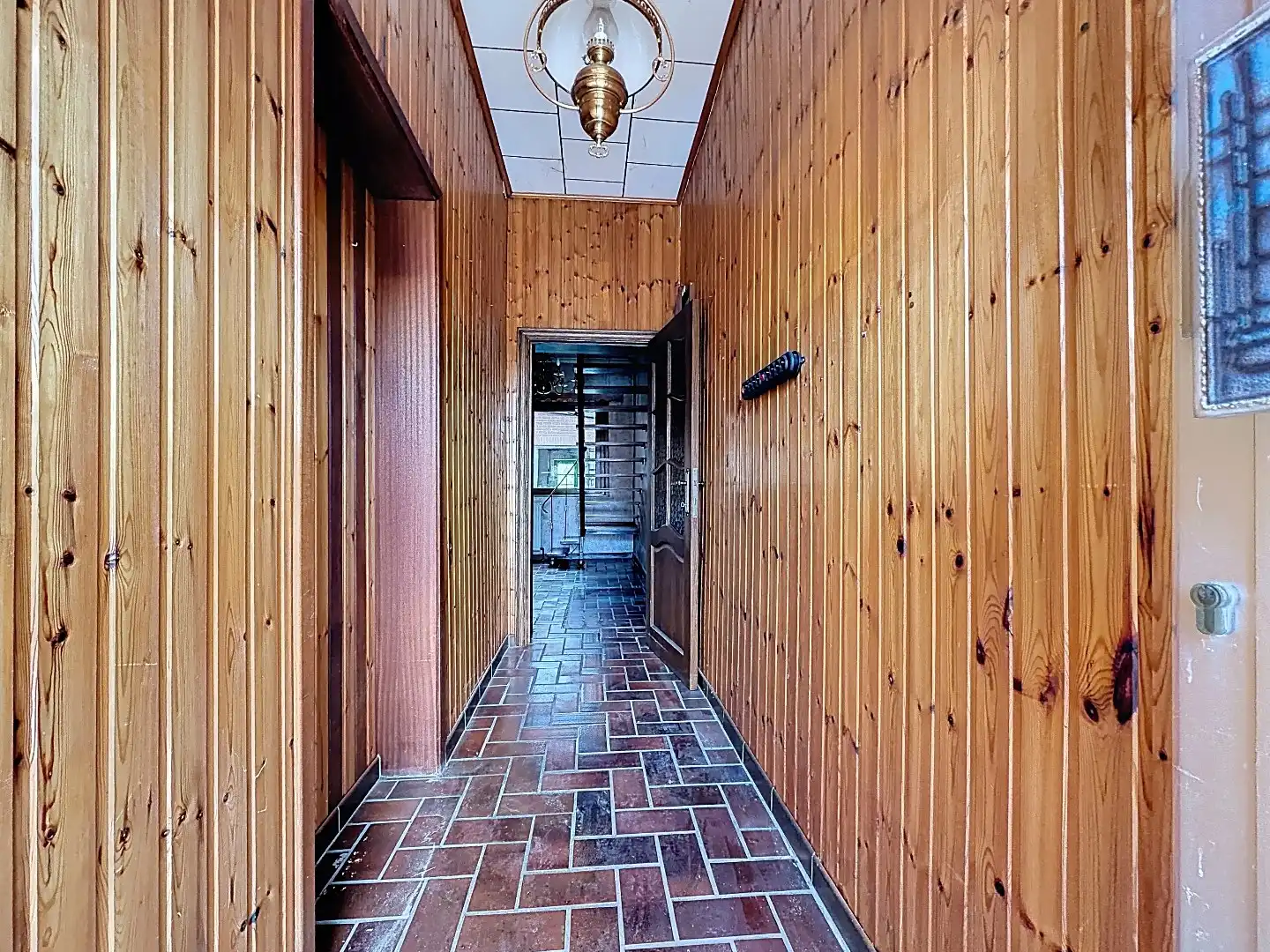 Charmante open bebouwing met grote tuin, hangaar en veel potentieel in Linter foto 3