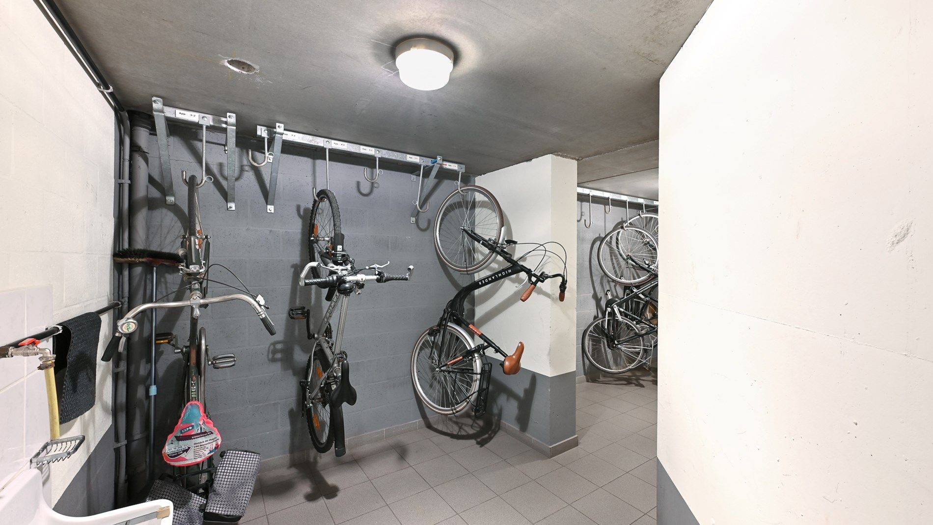 Ruim en stijlvol appartement met open zicht in centrum Knokke foto 23