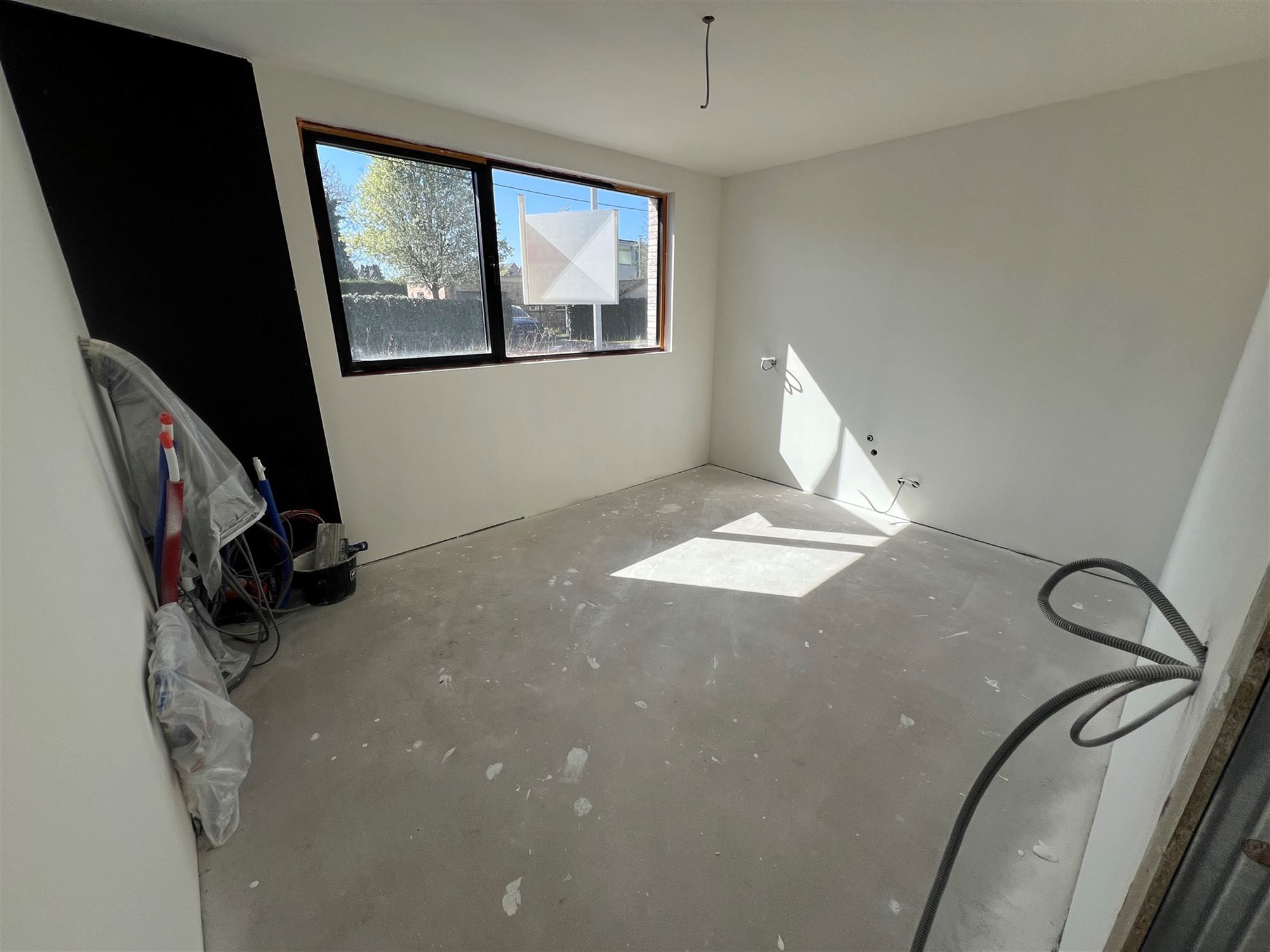 Duurzame Halfopen Woning met Boszicht foto 6
