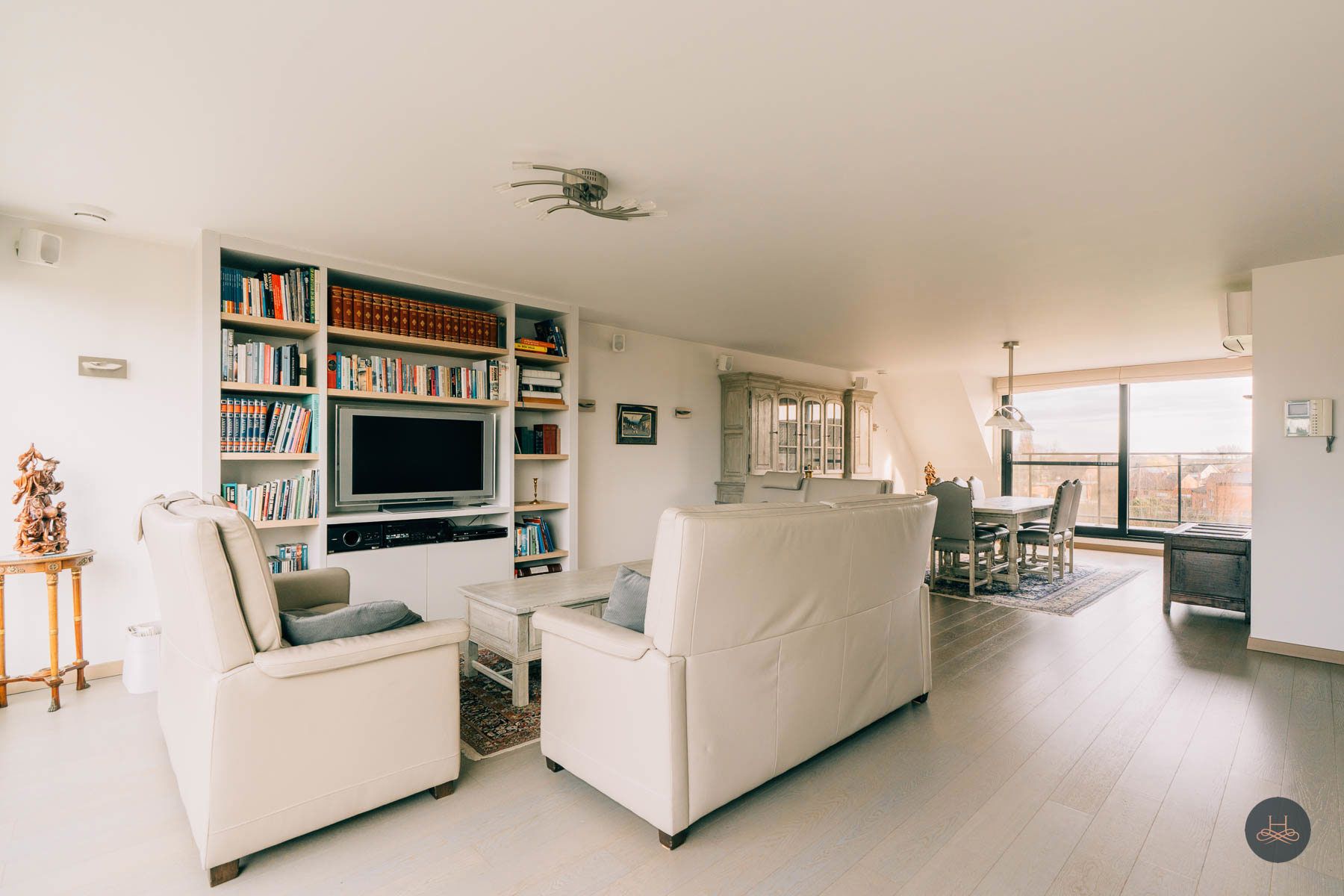 Prachtige penthouse met garage op toplocatie in Putte foto 5